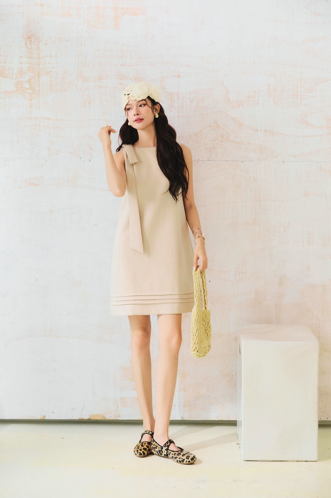 Đầm Ngắn Sleeveless Shoulder Detail