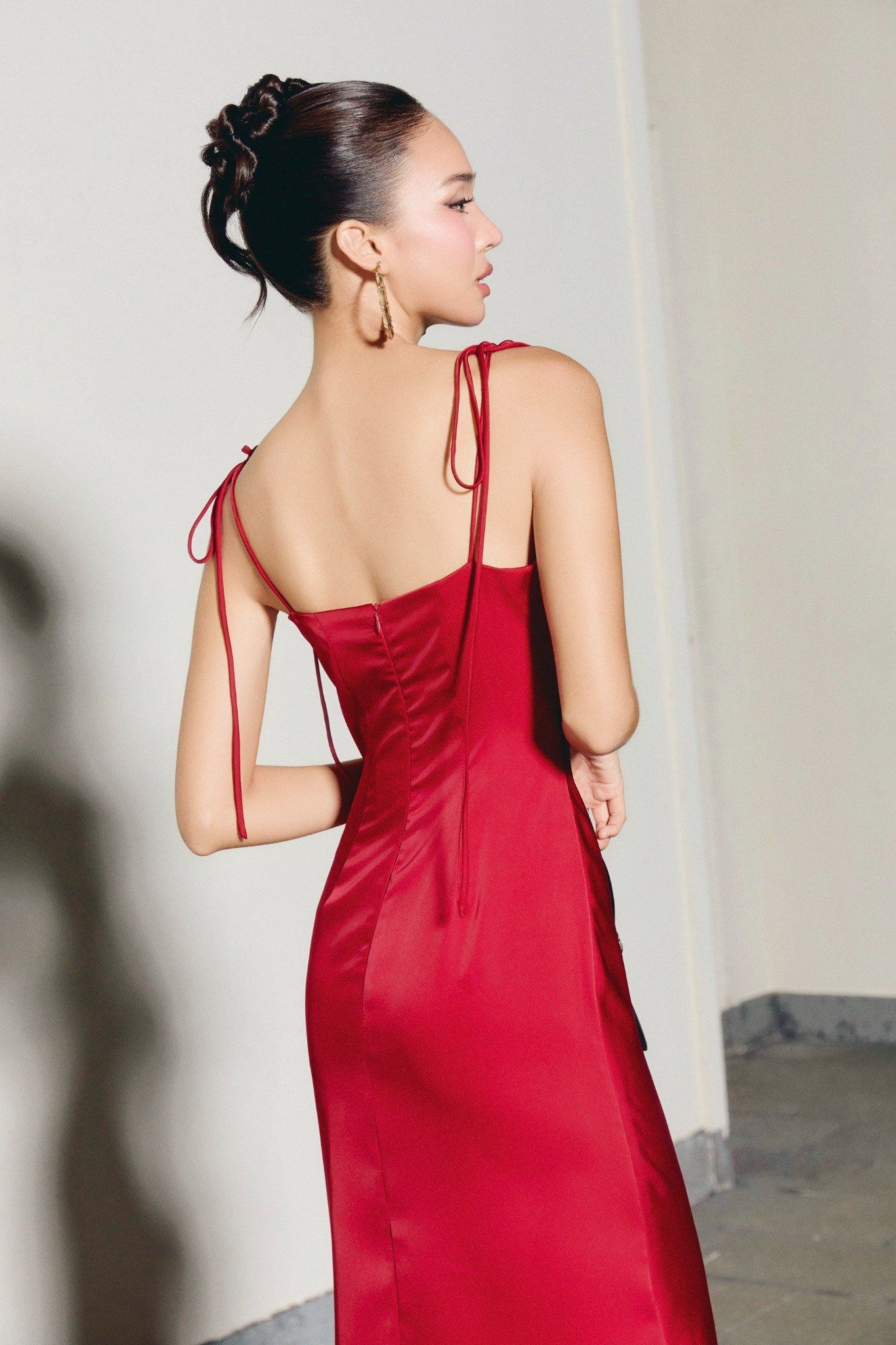 Đầm Dài Silky Midi Elegant