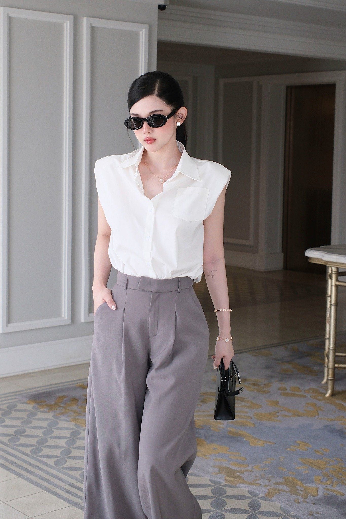  Áo Sơ Mi Sleeveless Loose 