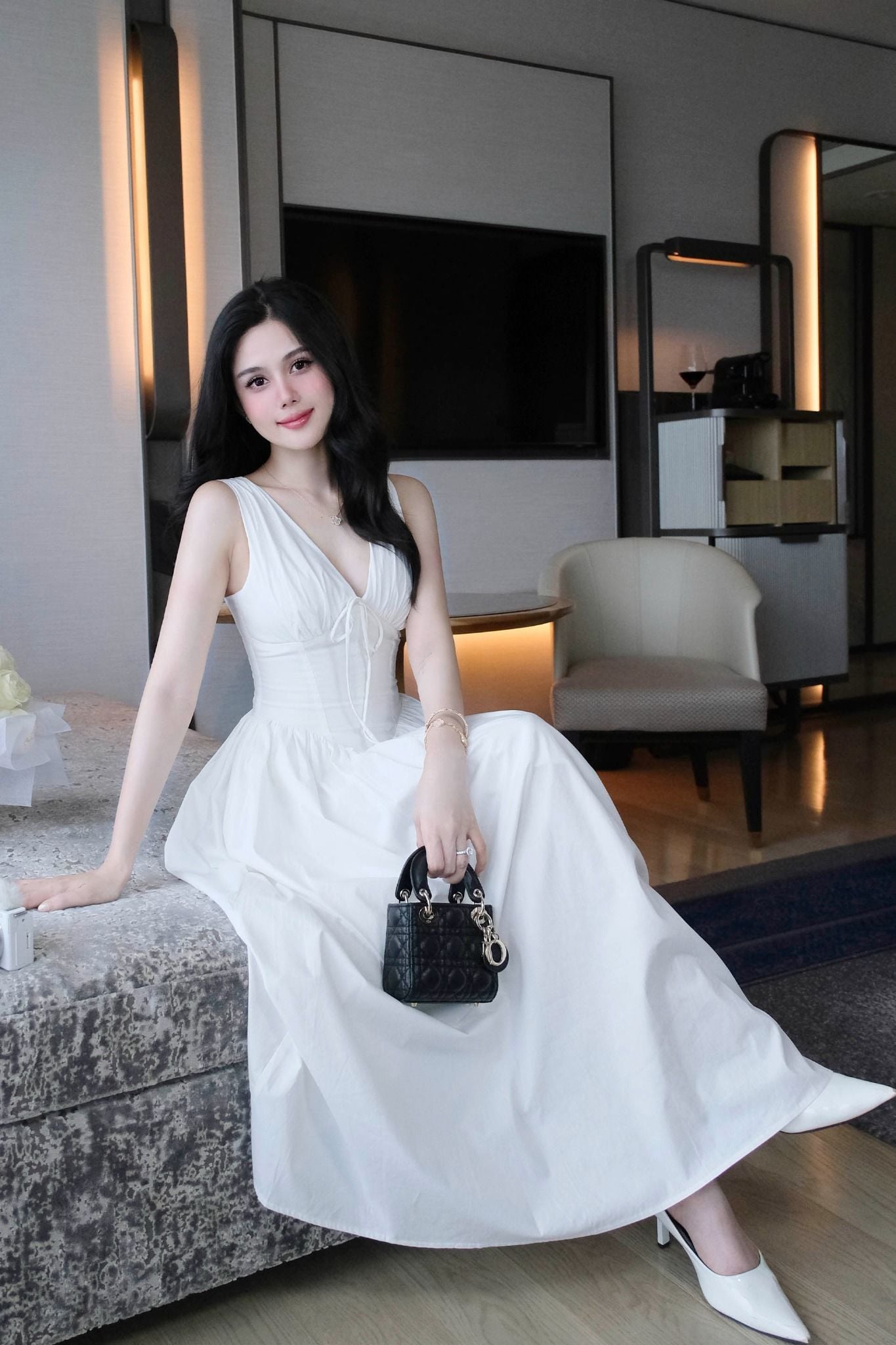 Đầm Dài Vneck Maxi Flowy