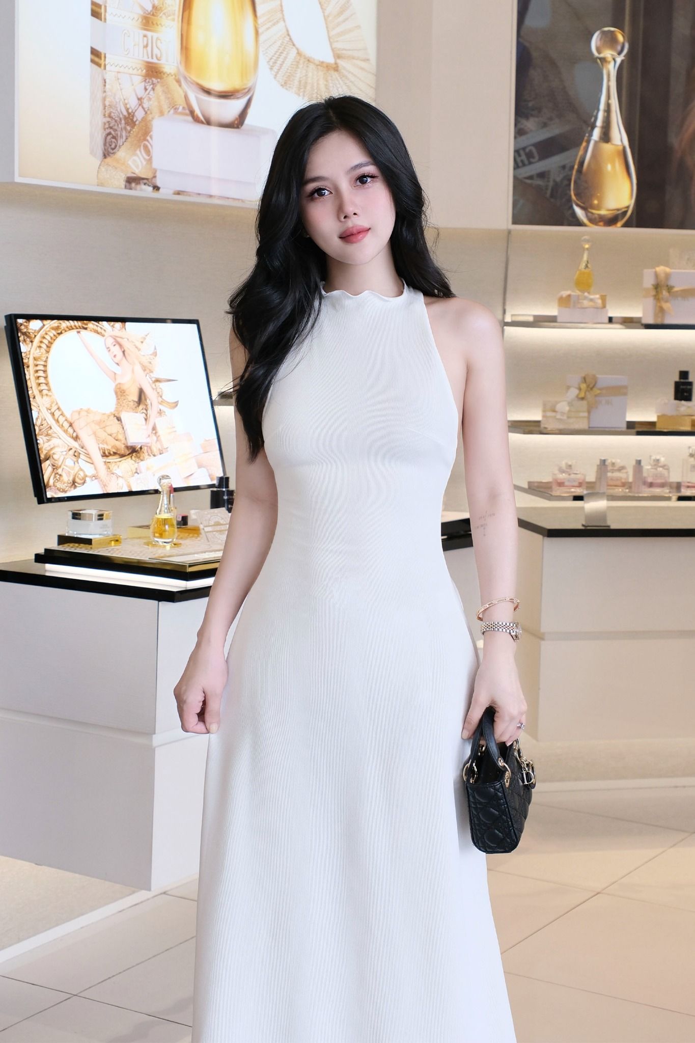 Đầm Dài Roundneck Cord