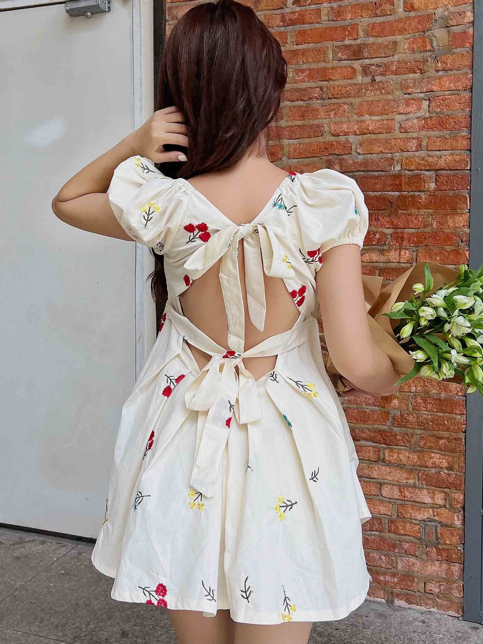 Đầm Ngắn Empire Red Flower