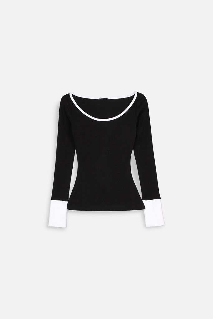  Áo Wide Neck Long Mixed Sleeves 