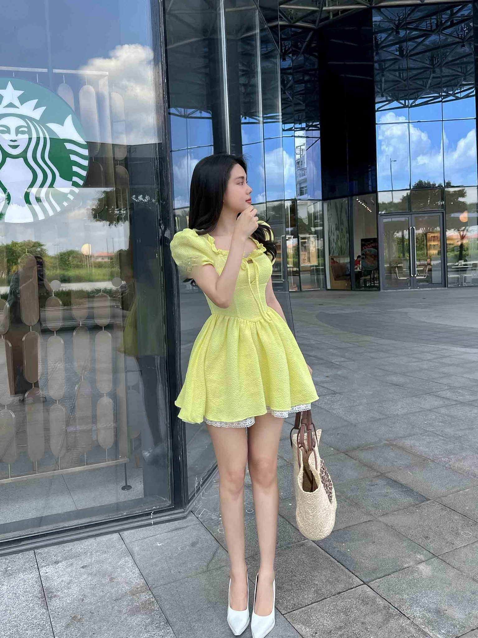 Đầm Ngắn Pumpsleeve Semi Circular