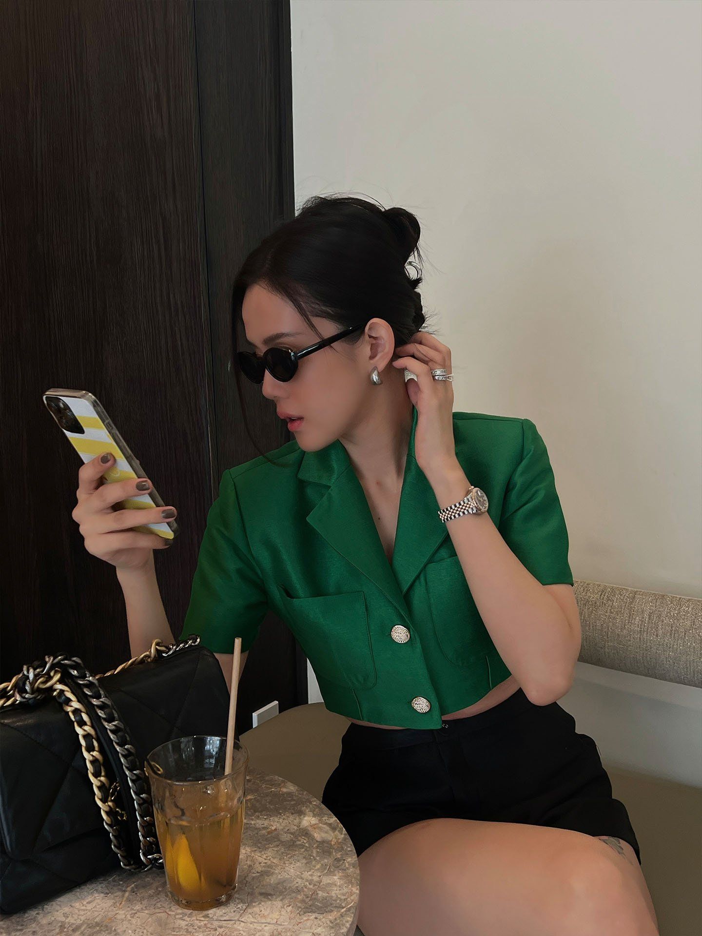 Áo Khoác Crop Jacket