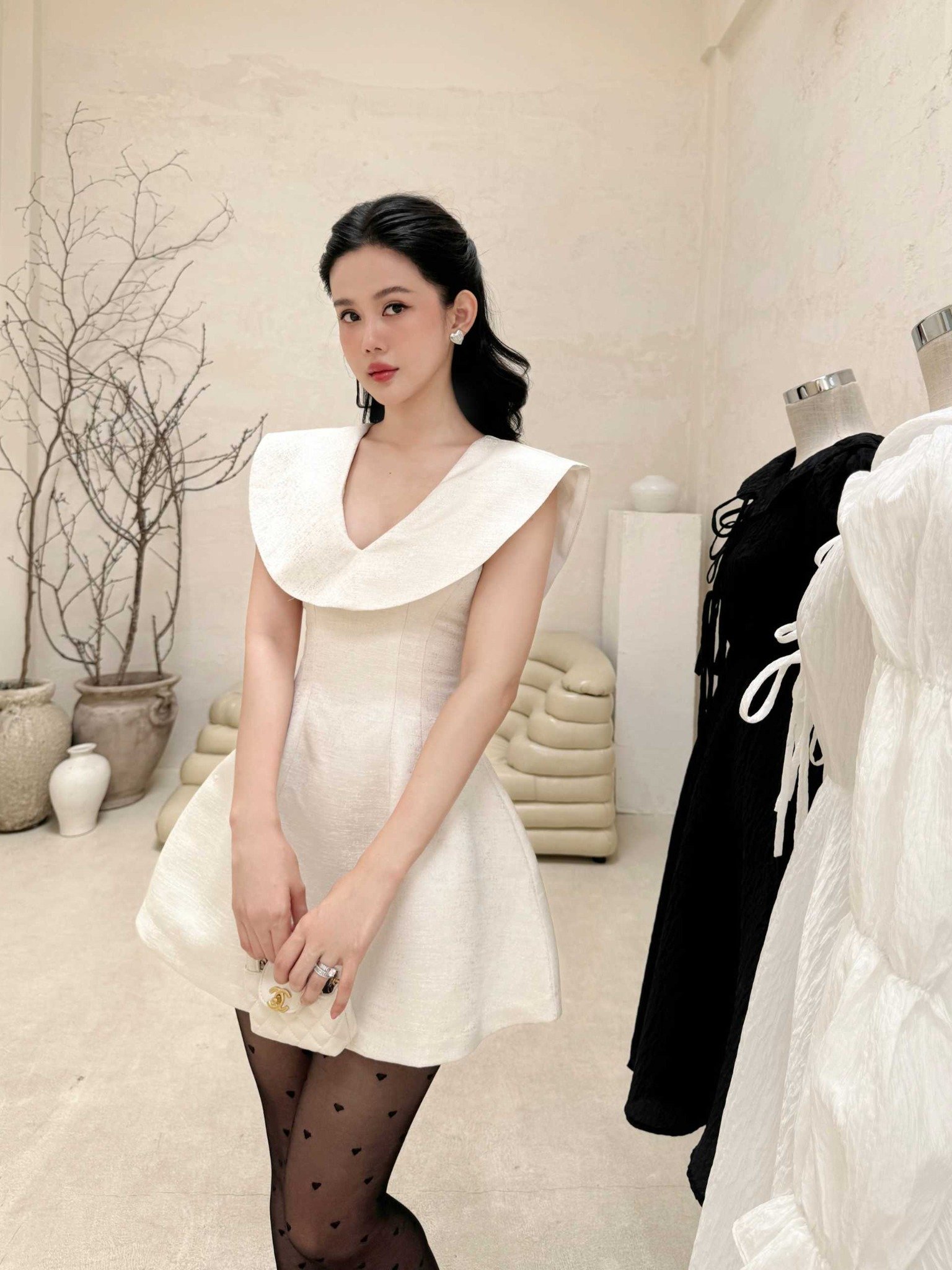 Đầm Ngắn Sleeveless Romantic