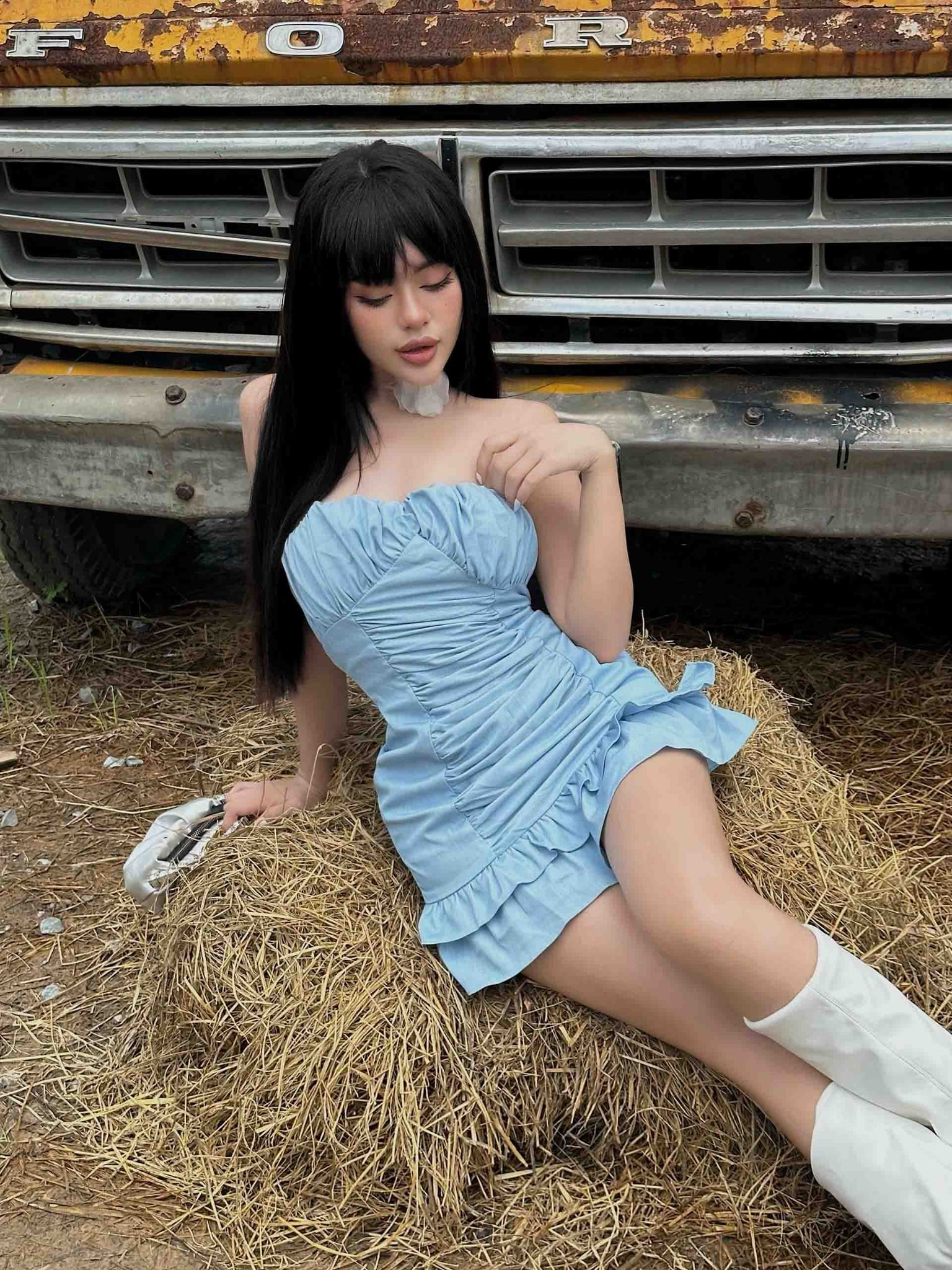 Đầm Ngắn Strapless Denimstyle Pleat