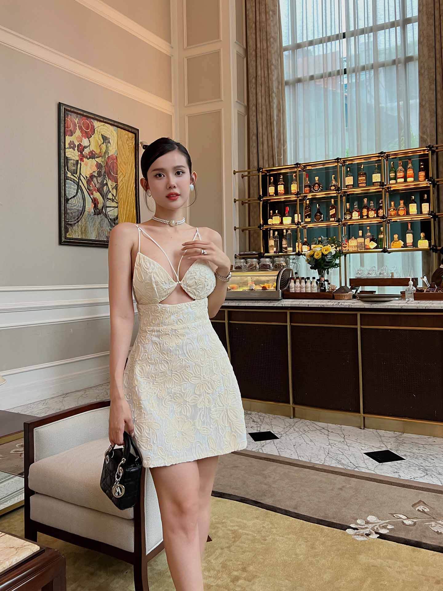 Đầm Ngắn Flower Mini Dress