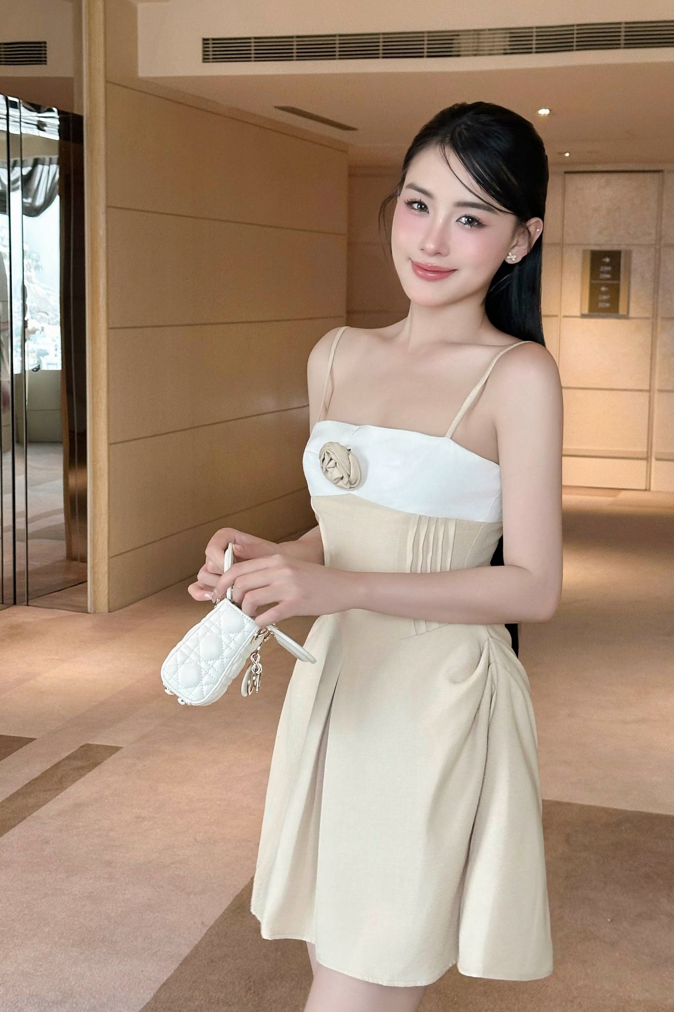 Đầm Ngắn String Pleated Waist