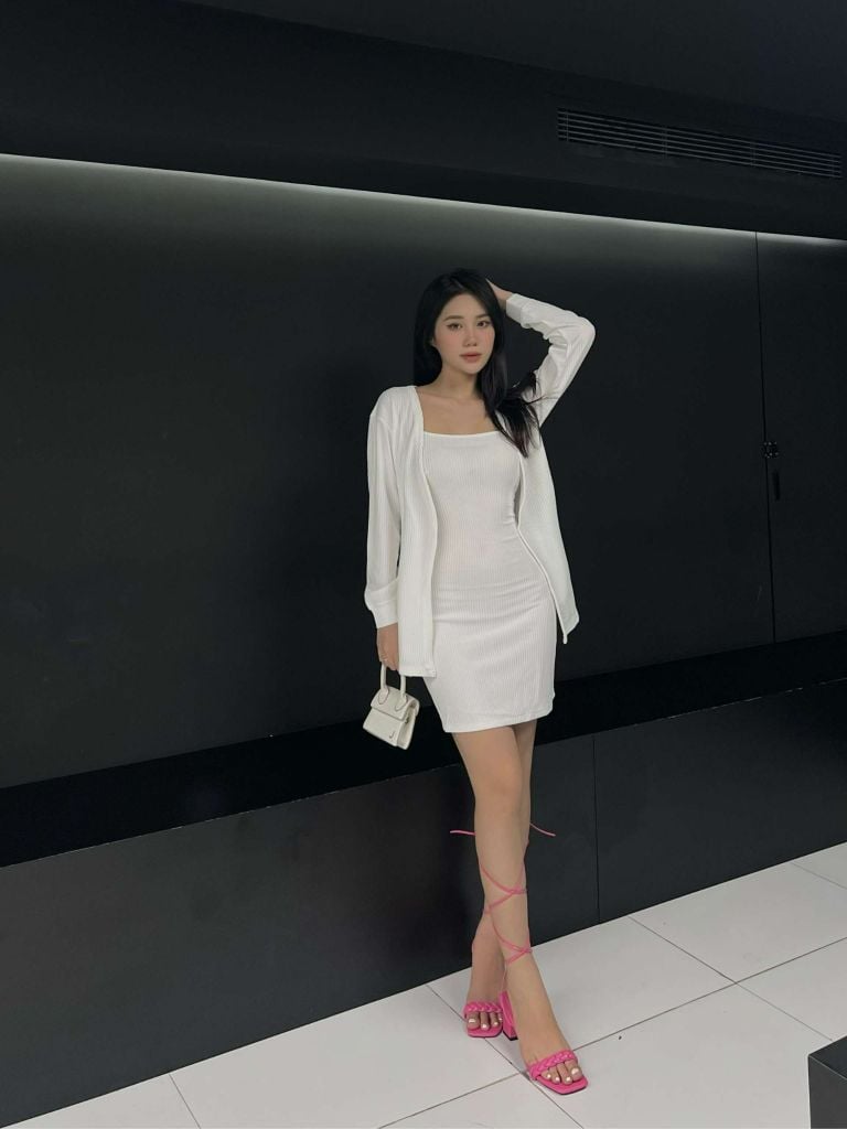  Set Áo Khoác - Đầm Ngắn Indoor 