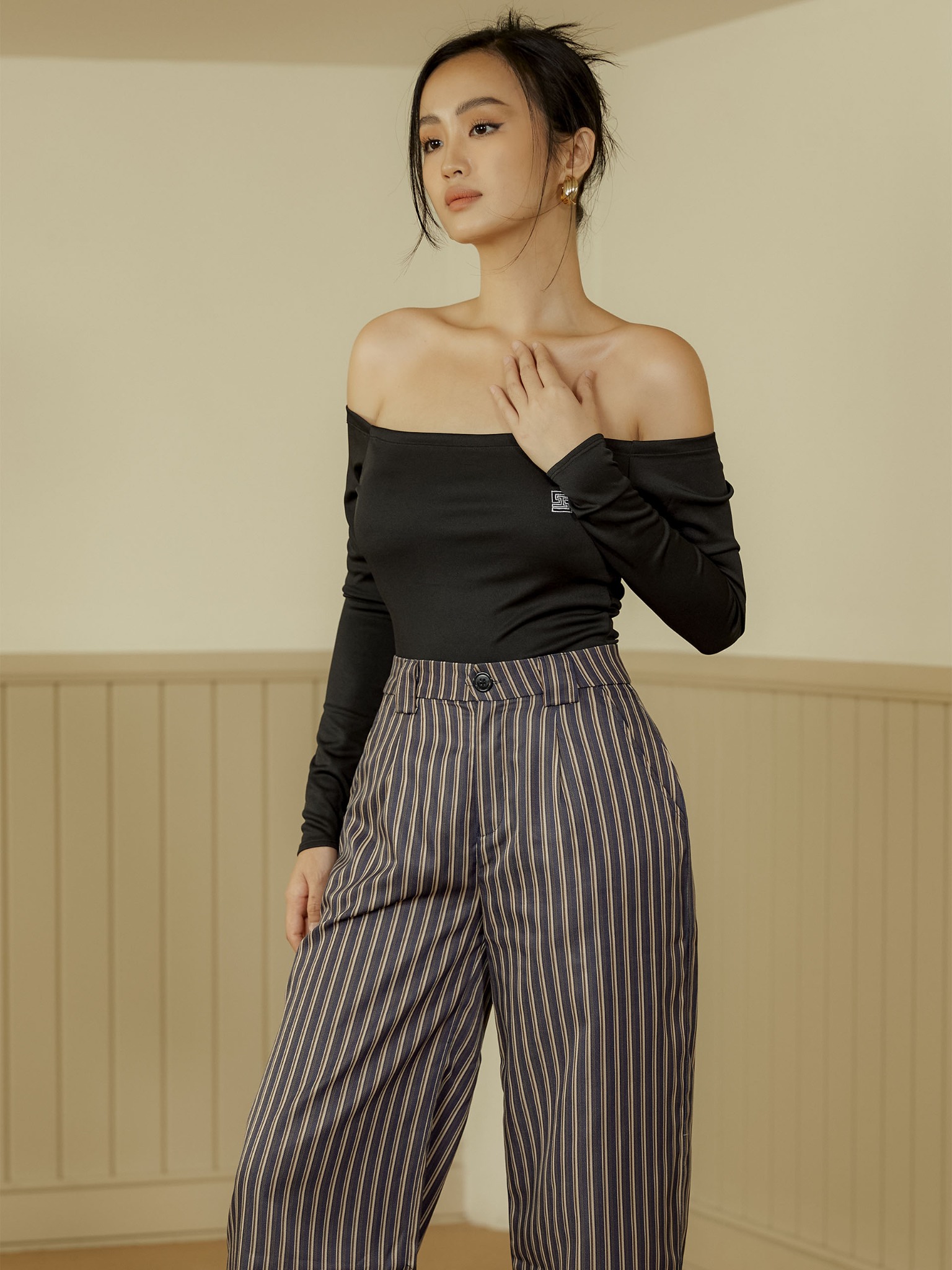 Quần Dài Wide Leg Basic