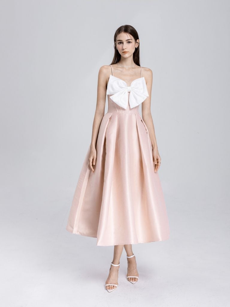  Đầm Dài Gentle Centre Bowtie Gown 