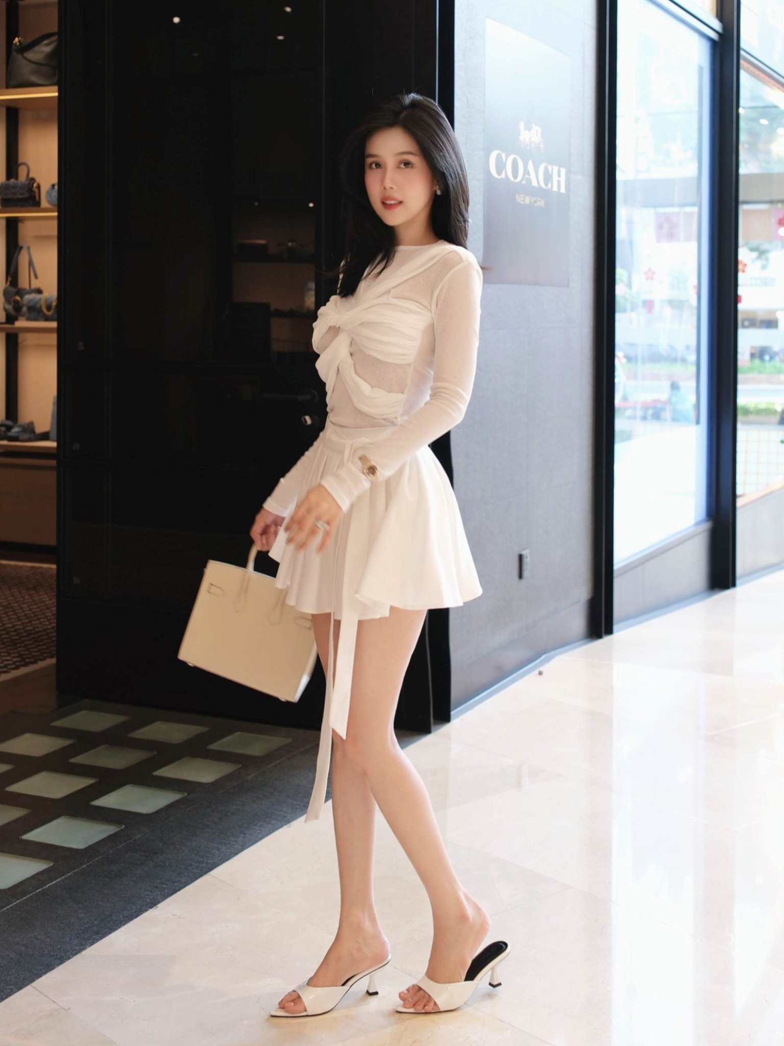 Set Áo Long Sleeves Short Pleat Skirt