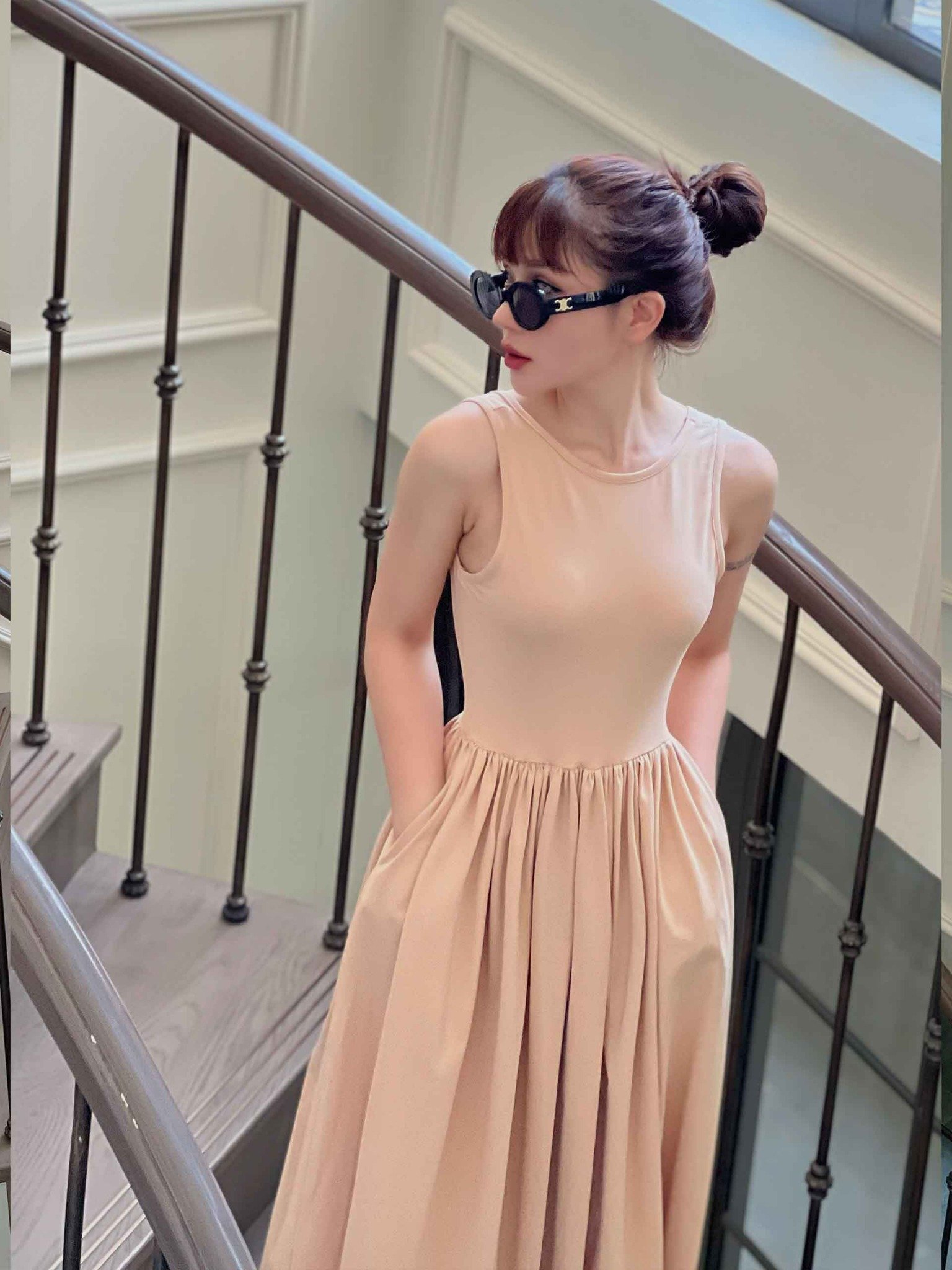 Đầm Dài Plain Sleeveless Flare