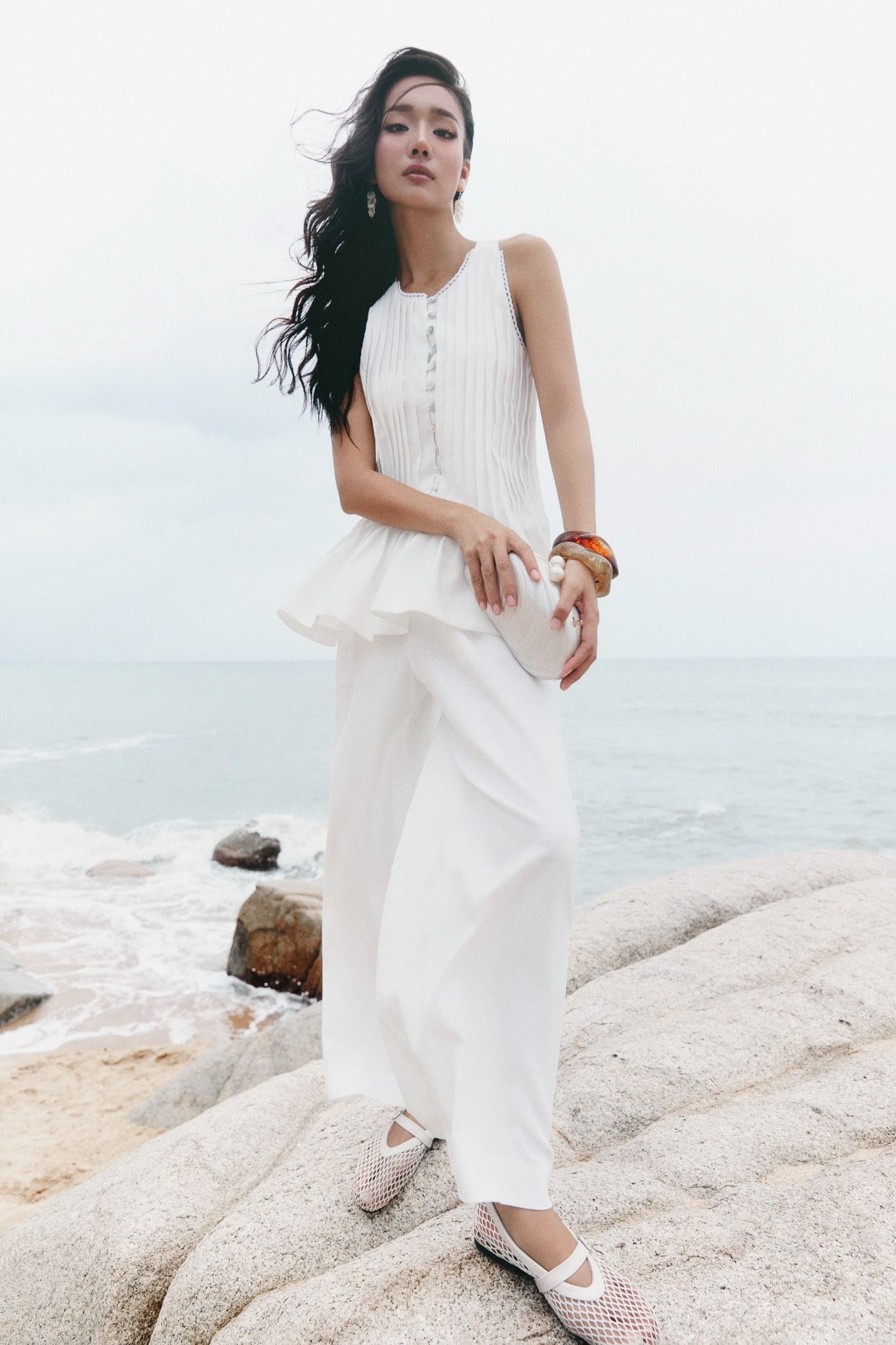 Quần Dài Loose Form Essential