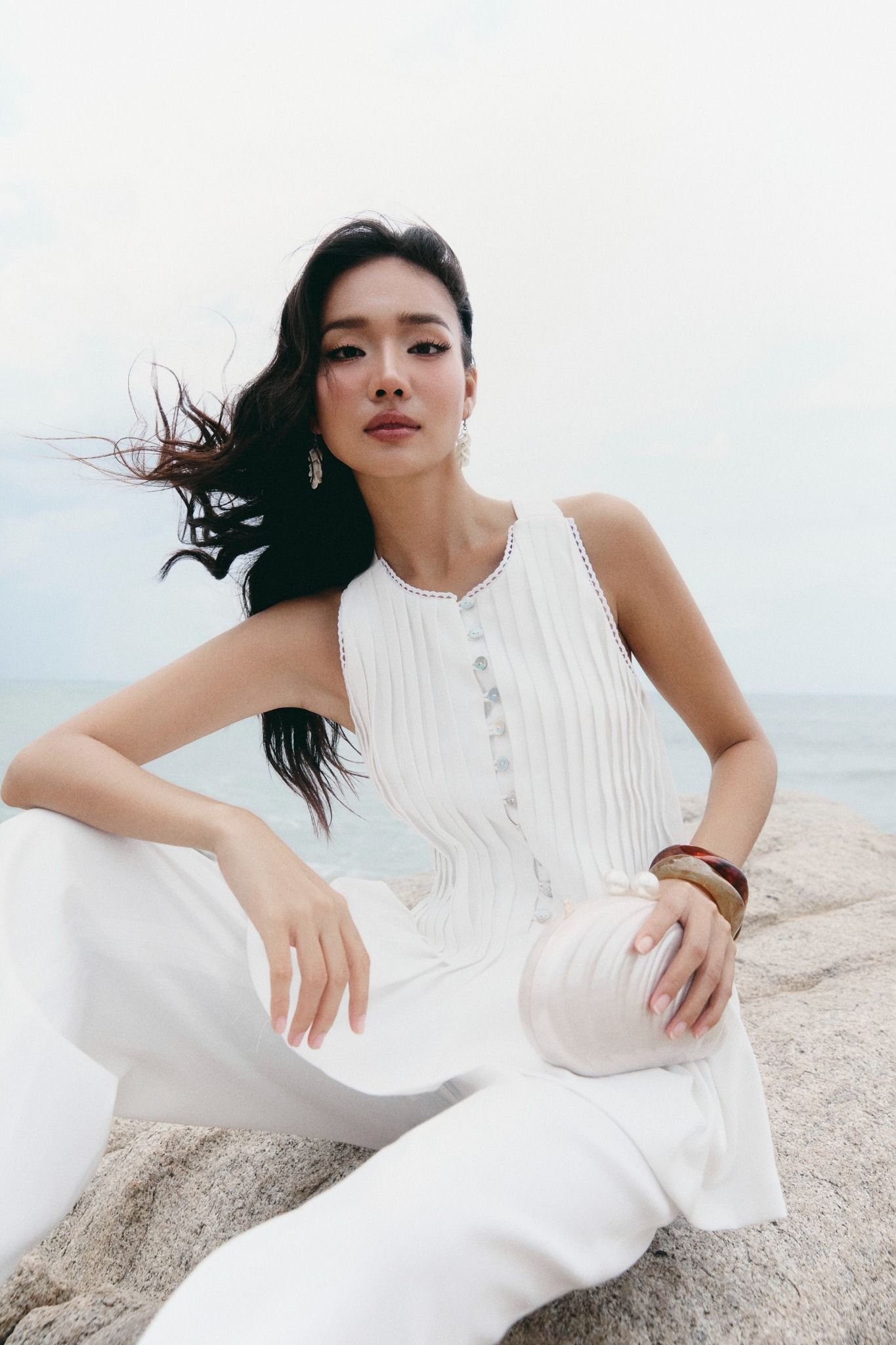 Quần Dài Loose Form Essential