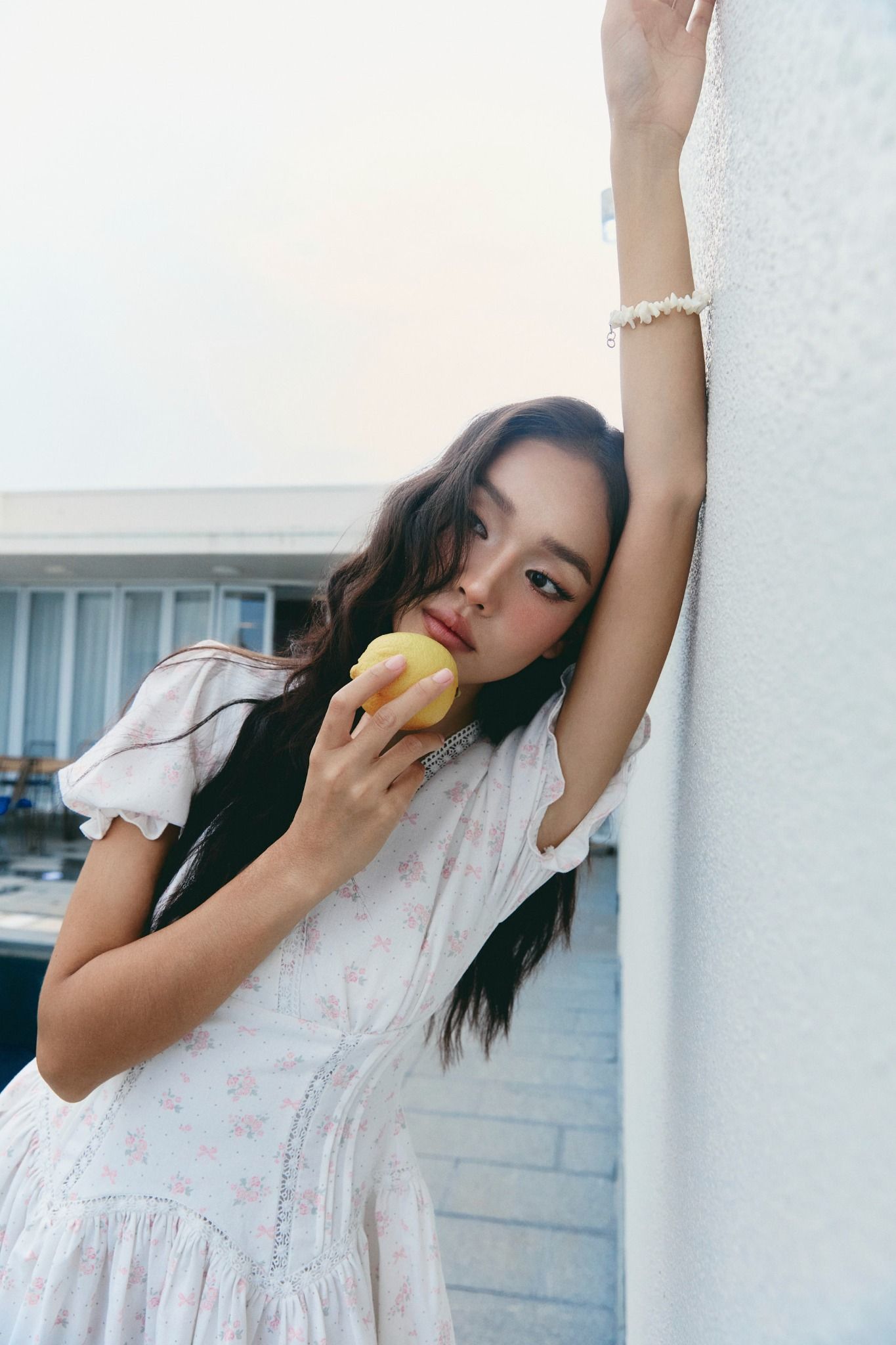 Đầm Ngắn Vneck Gentle Pattern