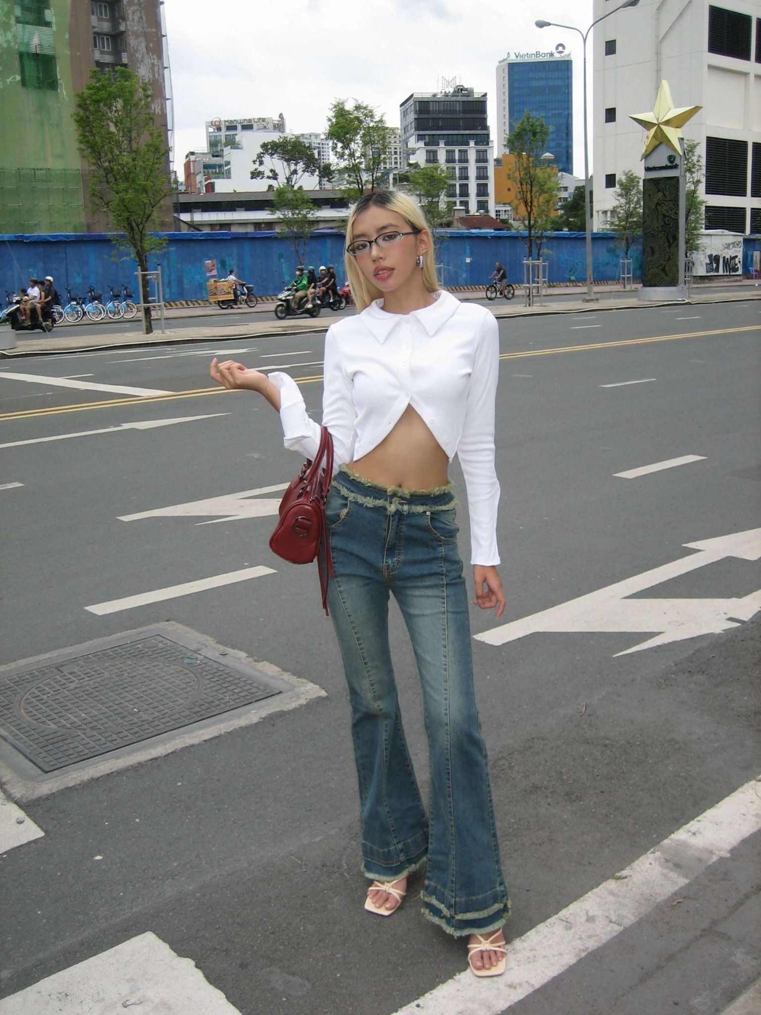 Quần Jean Flare Special Waist Black Blue