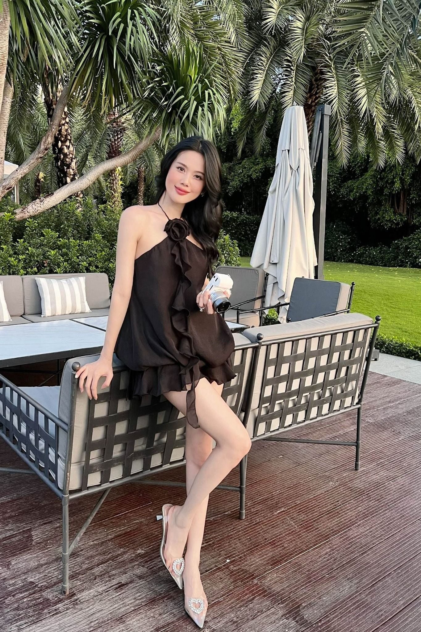 Đầm Ngắn Halter x Floral Mat