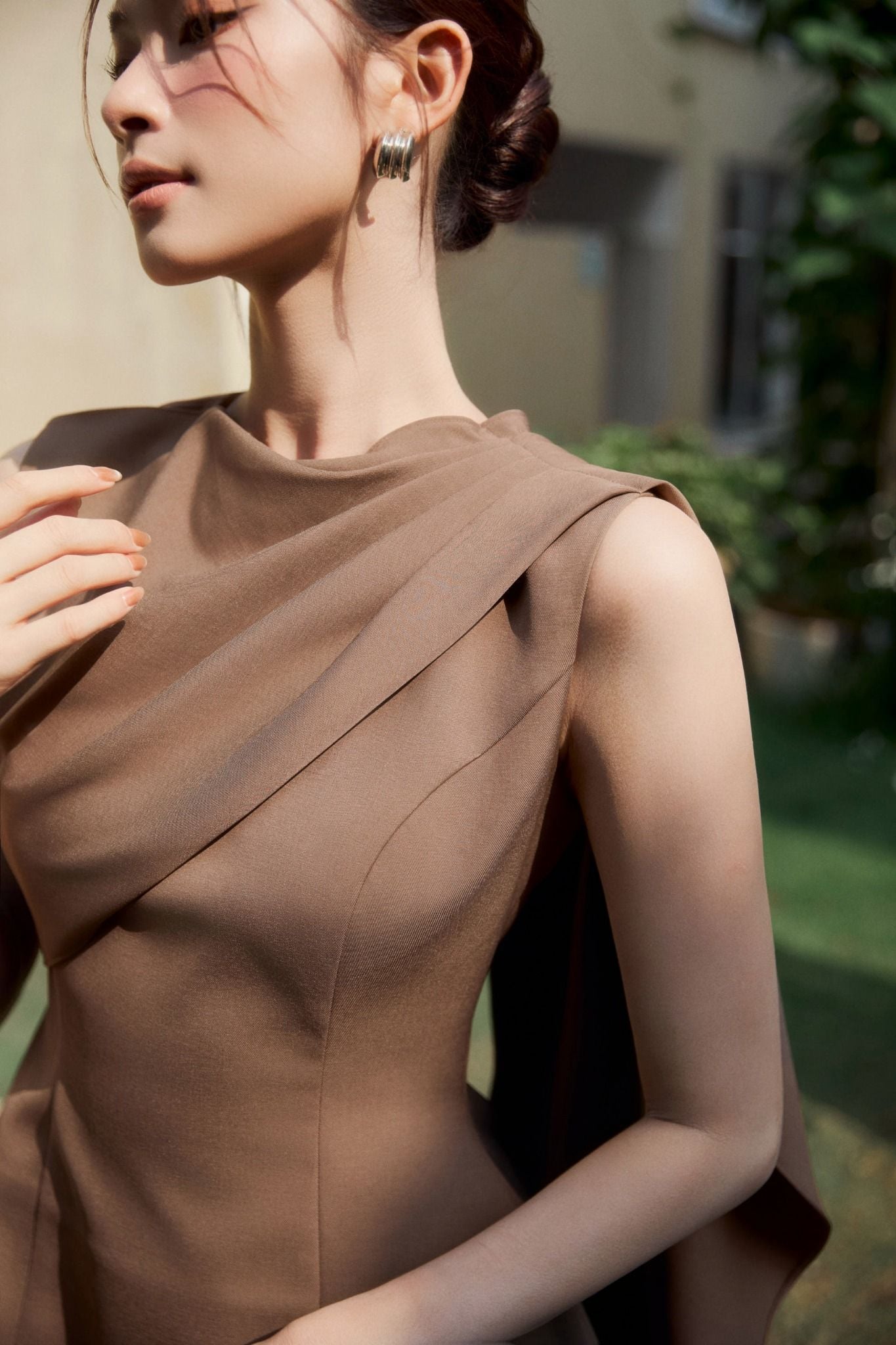 Đầm Ngắn Diag Shoulder Gentle