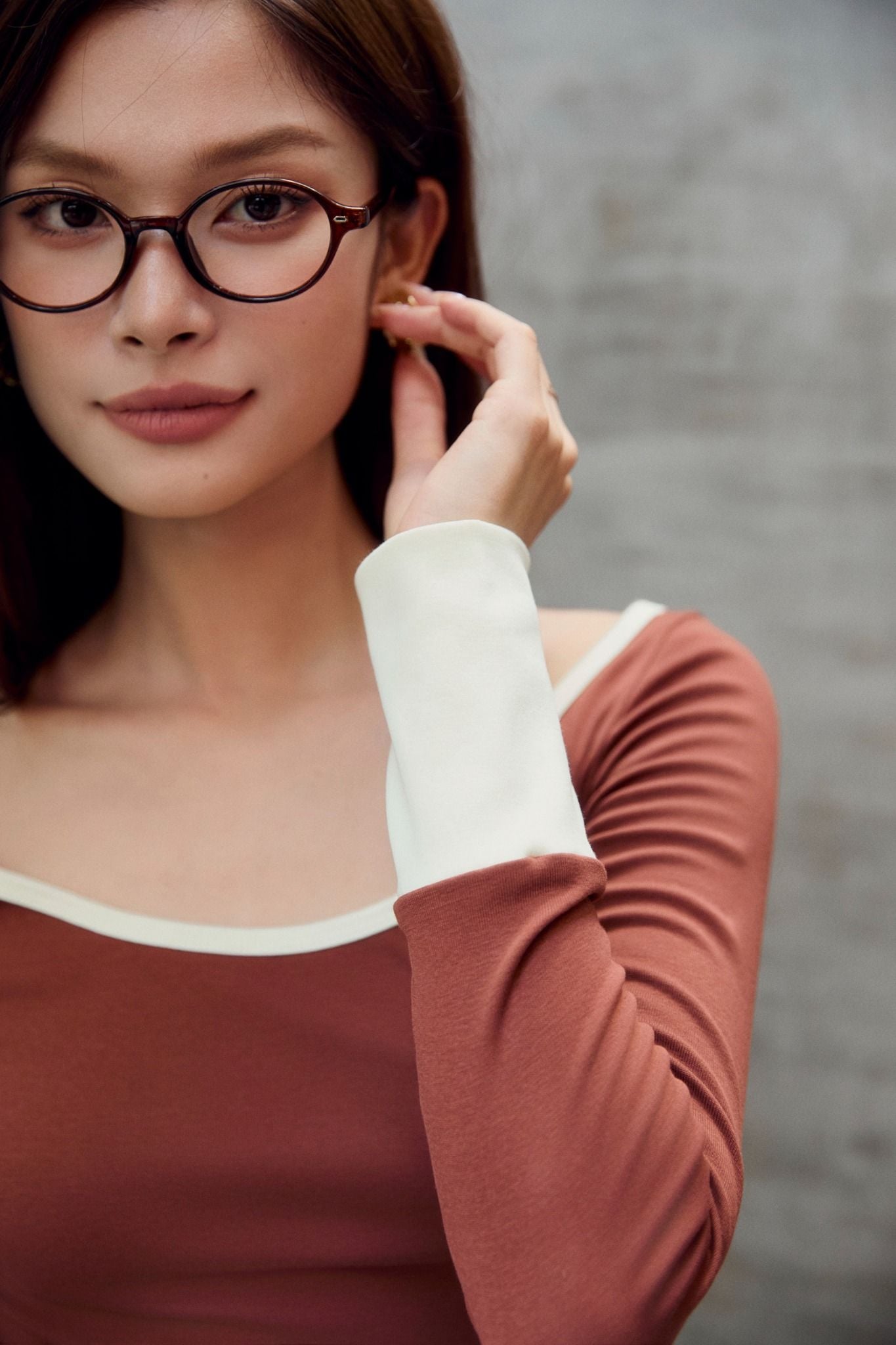 Áo Wide Neck Long Mixed Sleeves