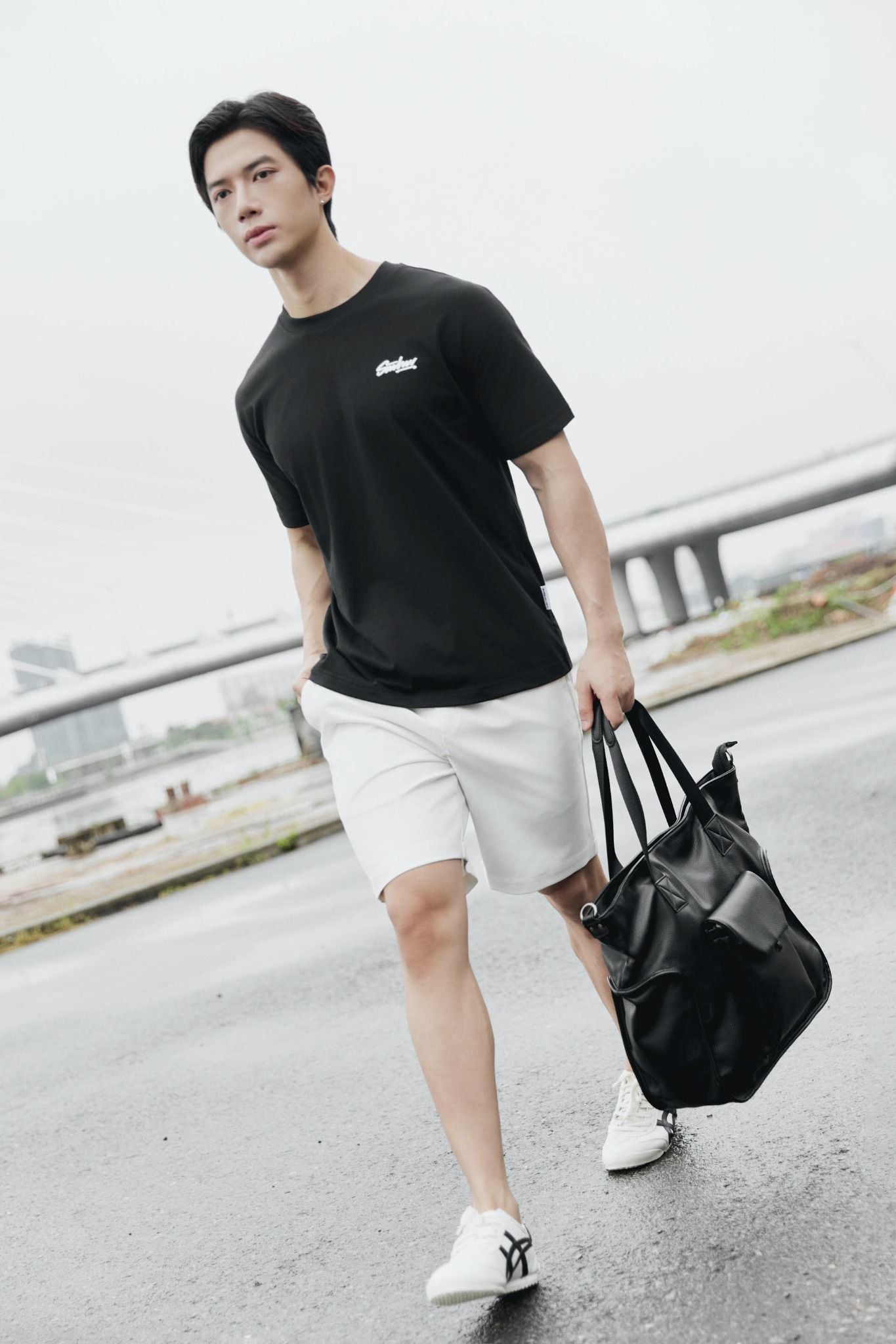 Quần Short Khaki Logo Basic