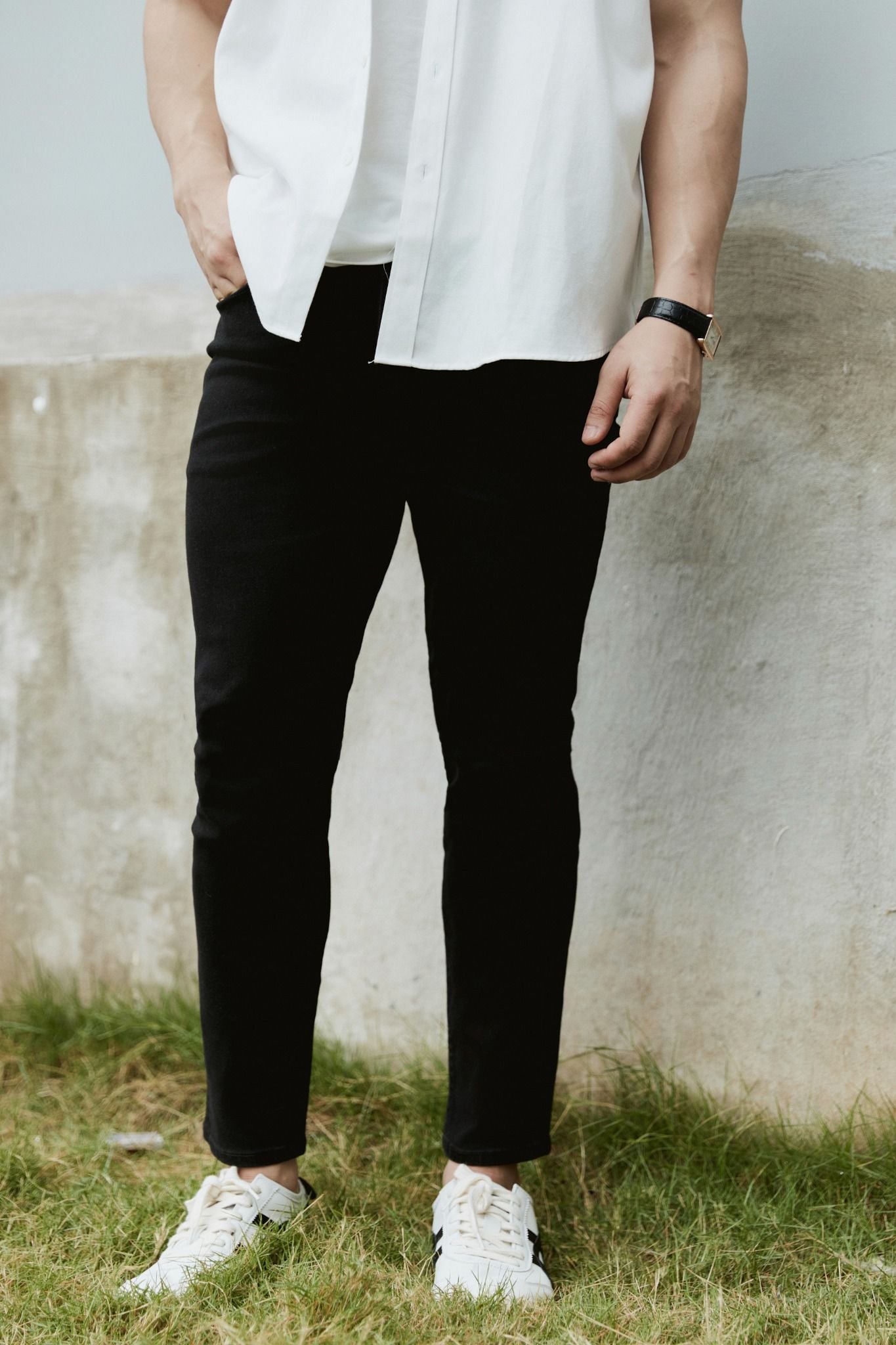 Quần Jean Slim Essential The Black