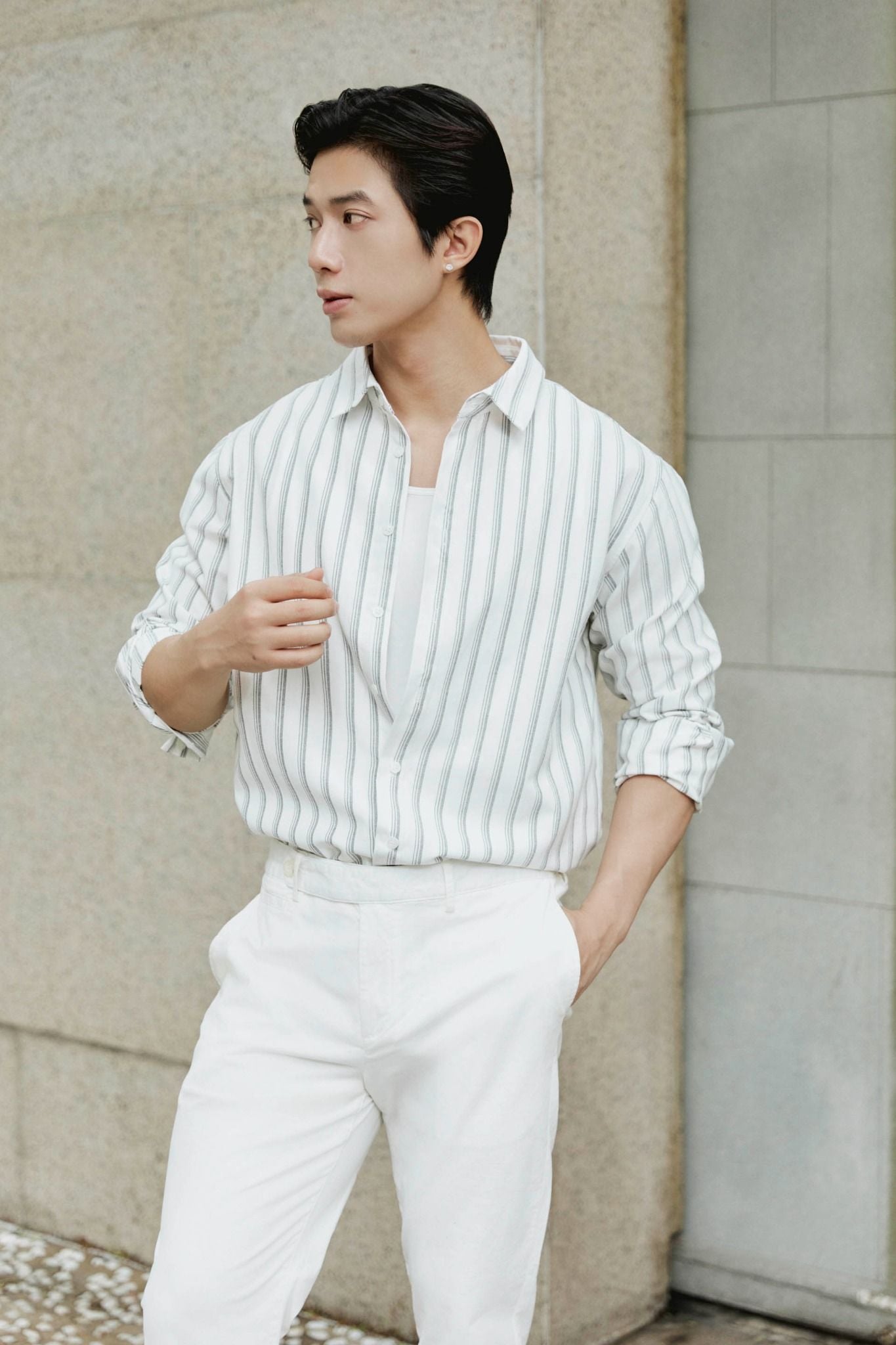 Áo Sơ Mi Vertical Stripes