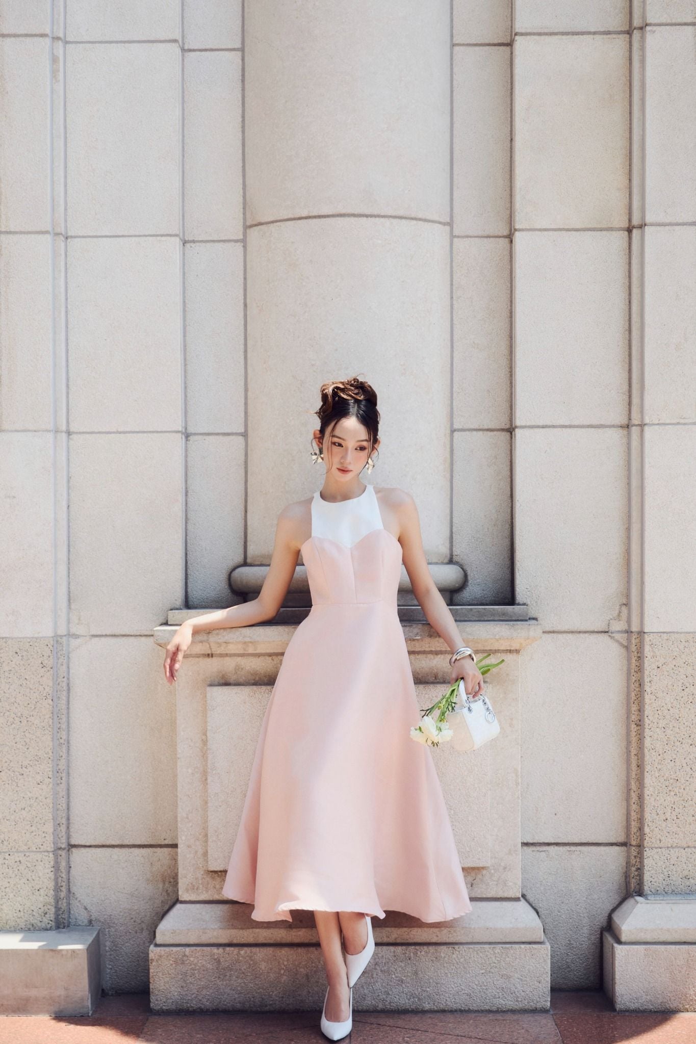  Đầm Dài White Top Sleeveless Gown 