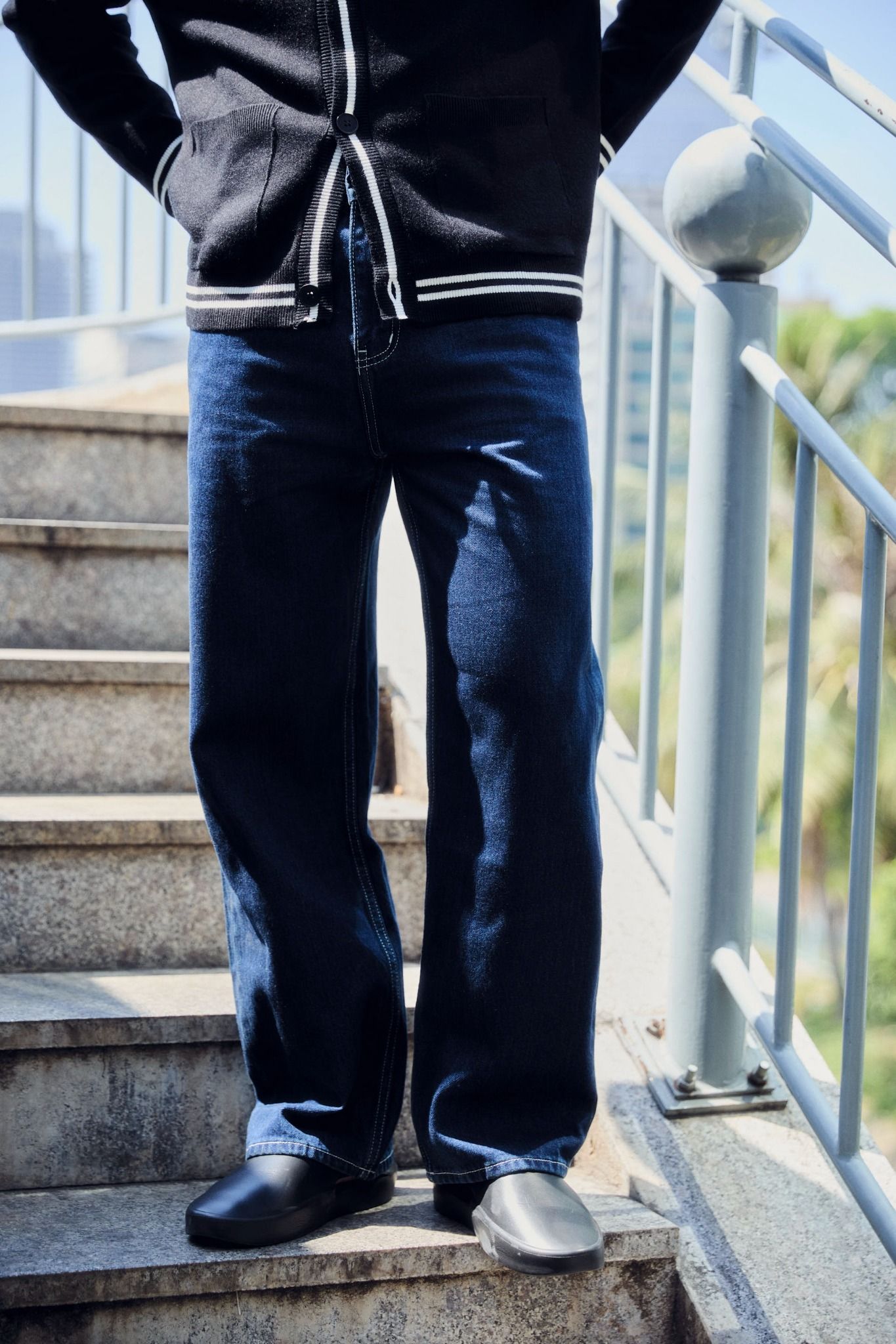 Quần Jean Straight Indigo Classic