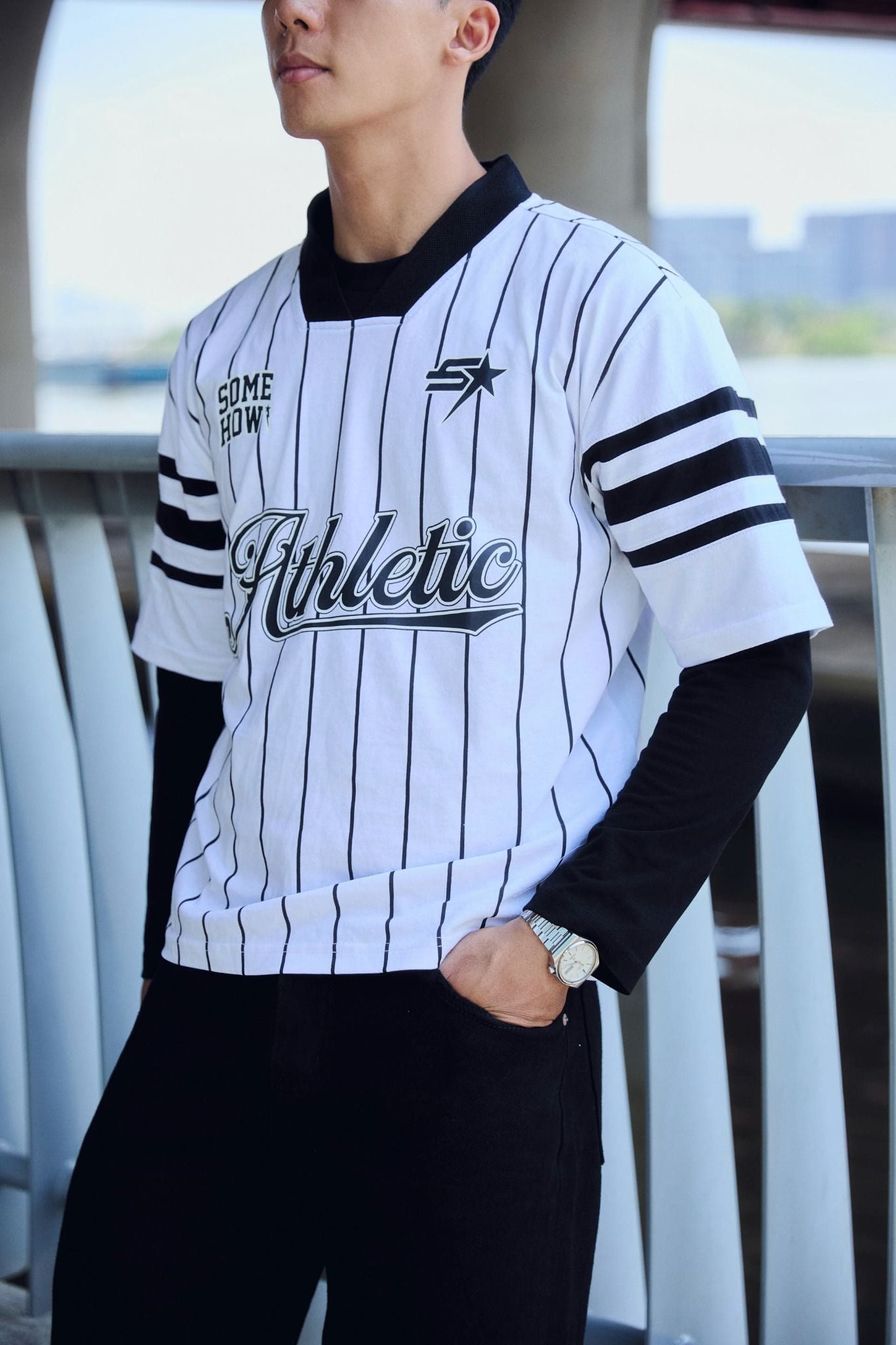 Áo Thun Boxy Athletic Stripes