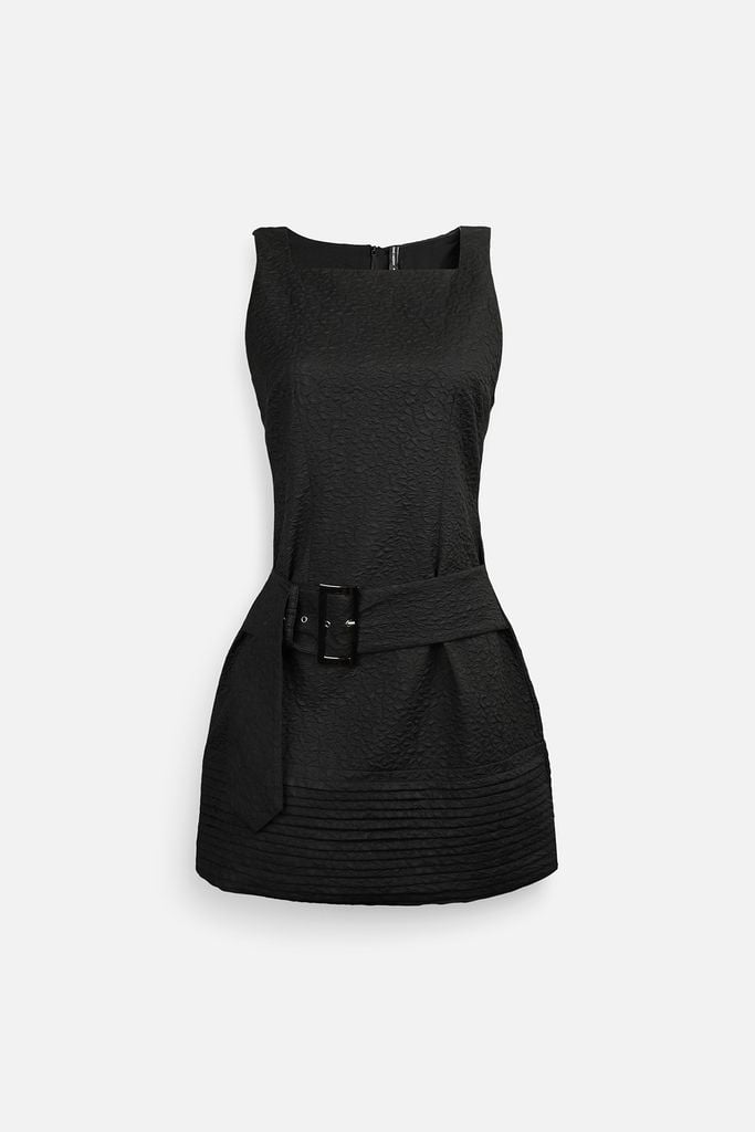  Đầm Ngắn Stone Mat Frame 