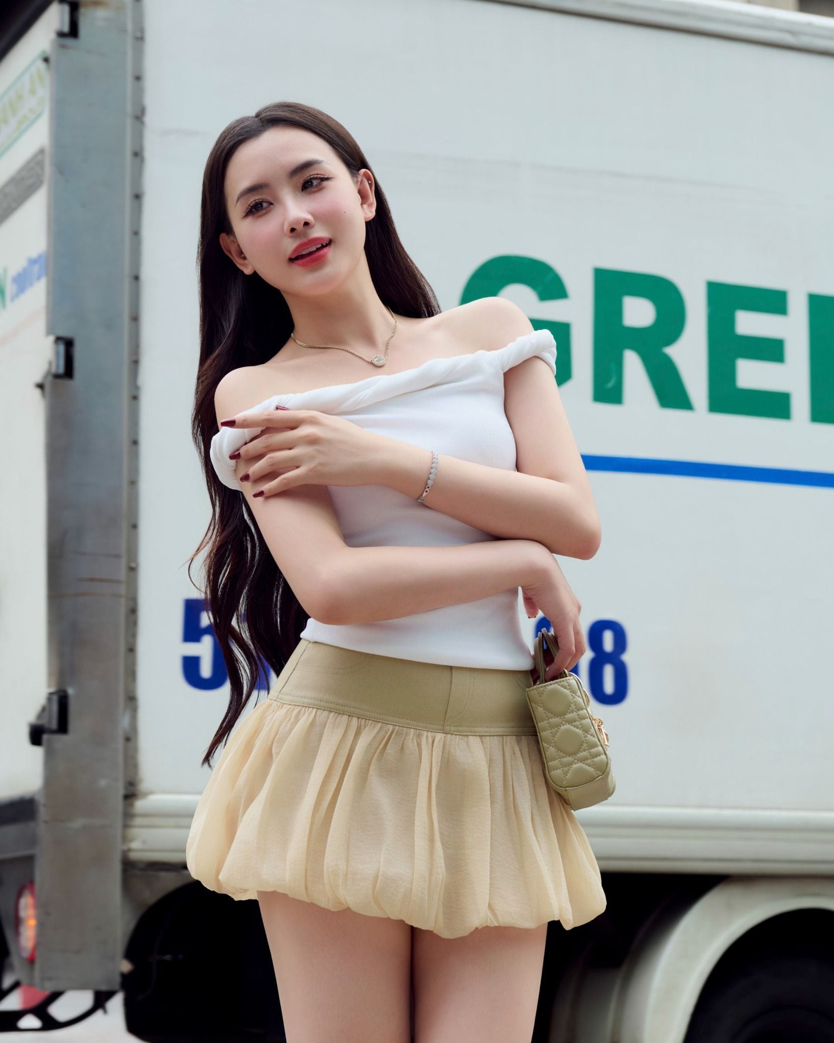 Áo Twist Sleeveless