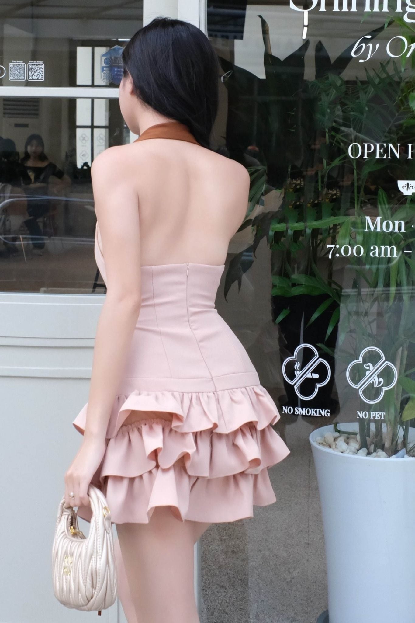 Đầm Ngắn Halter Collar Pleatshort