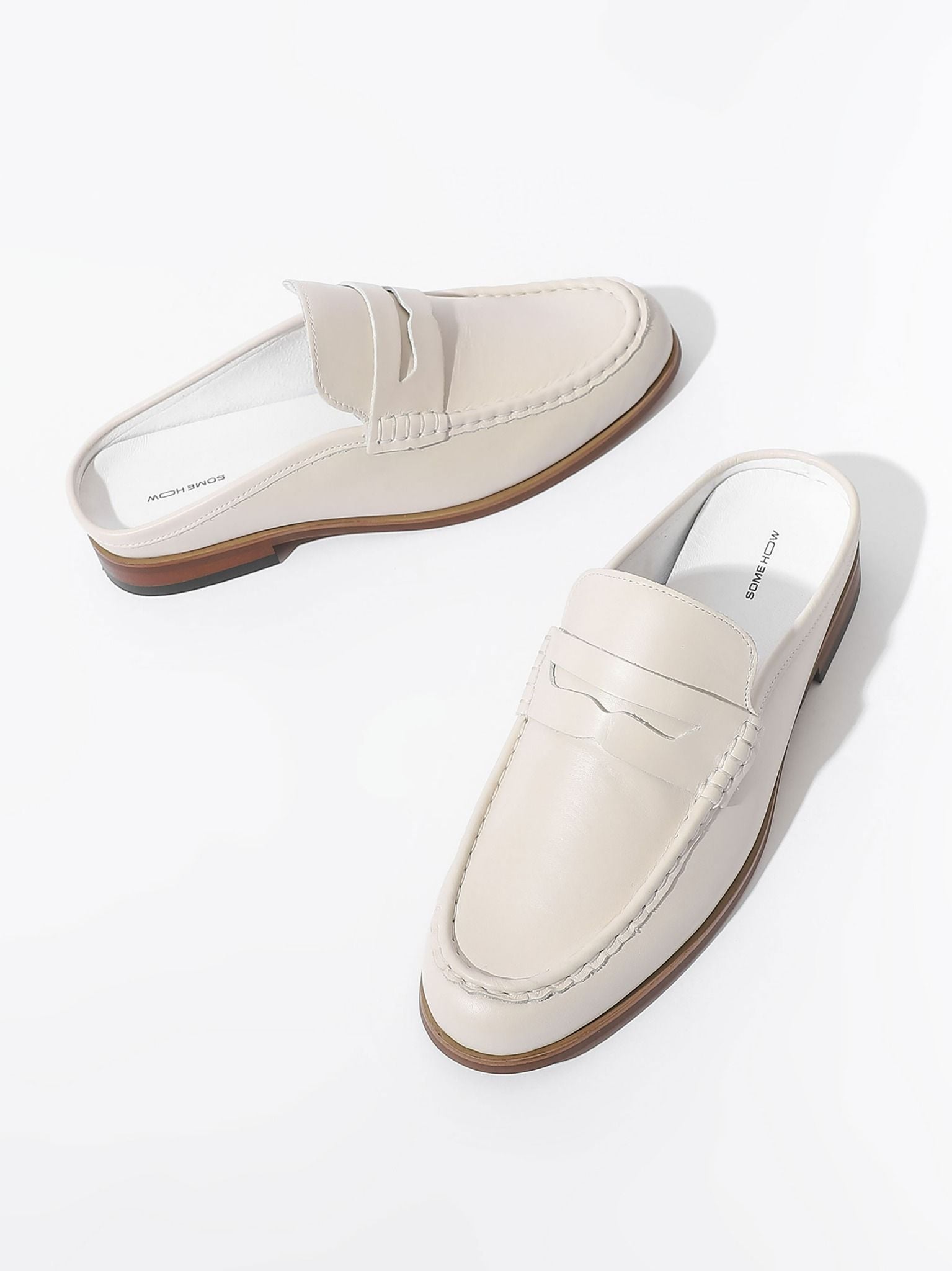  Giày Loafer Classic Frontape Creamy 