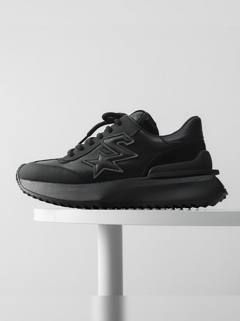 Giày Square Sole Lighting Black