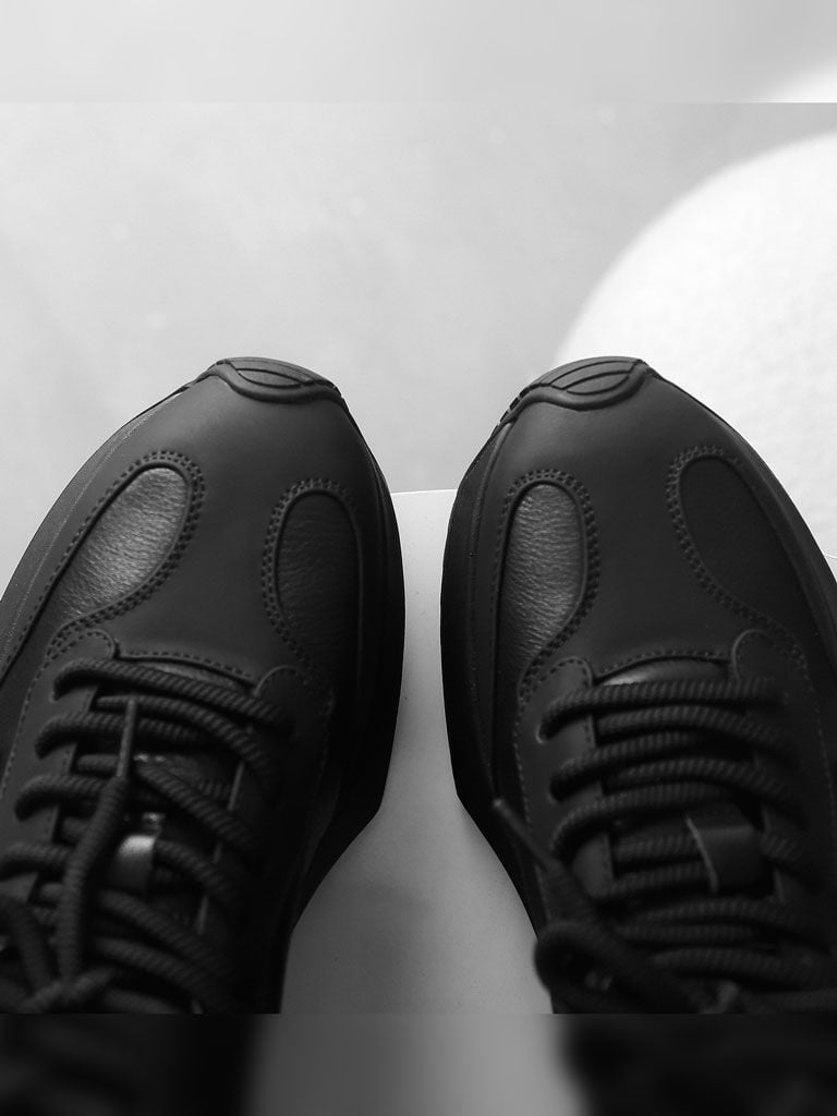 Giày Square Sole Lighting Black