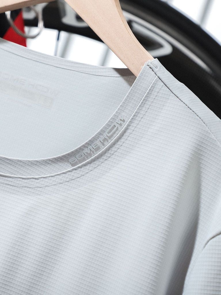 Áo Thun Slim Seamless Basic