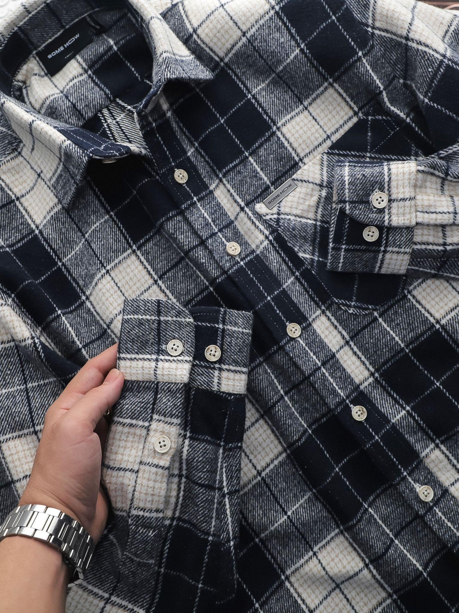 Áo Sơ Mi Caro Iconic Steel