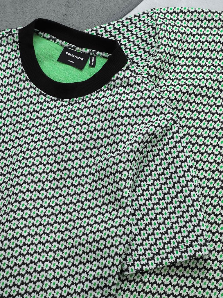 Áo Thun Mini Flowers Greentone