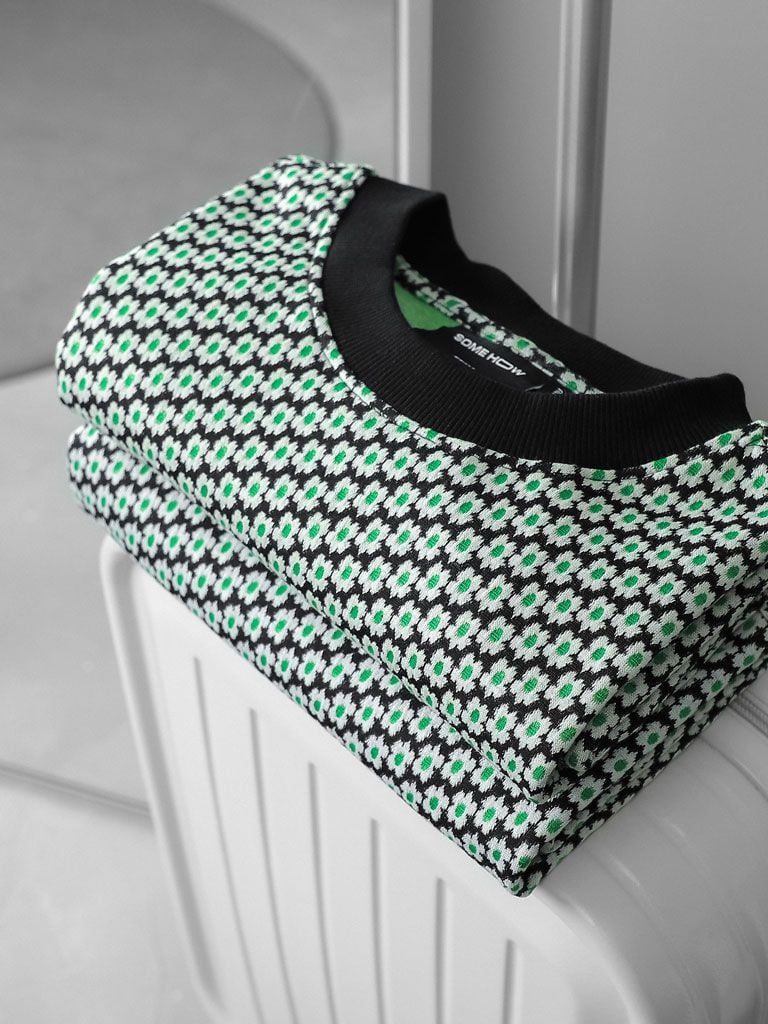 Áo Thun Mini Flowers Greentone