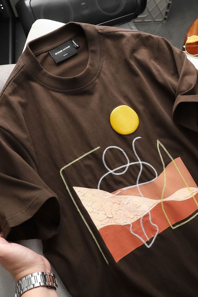 Áo Thun Abstract Art Brown