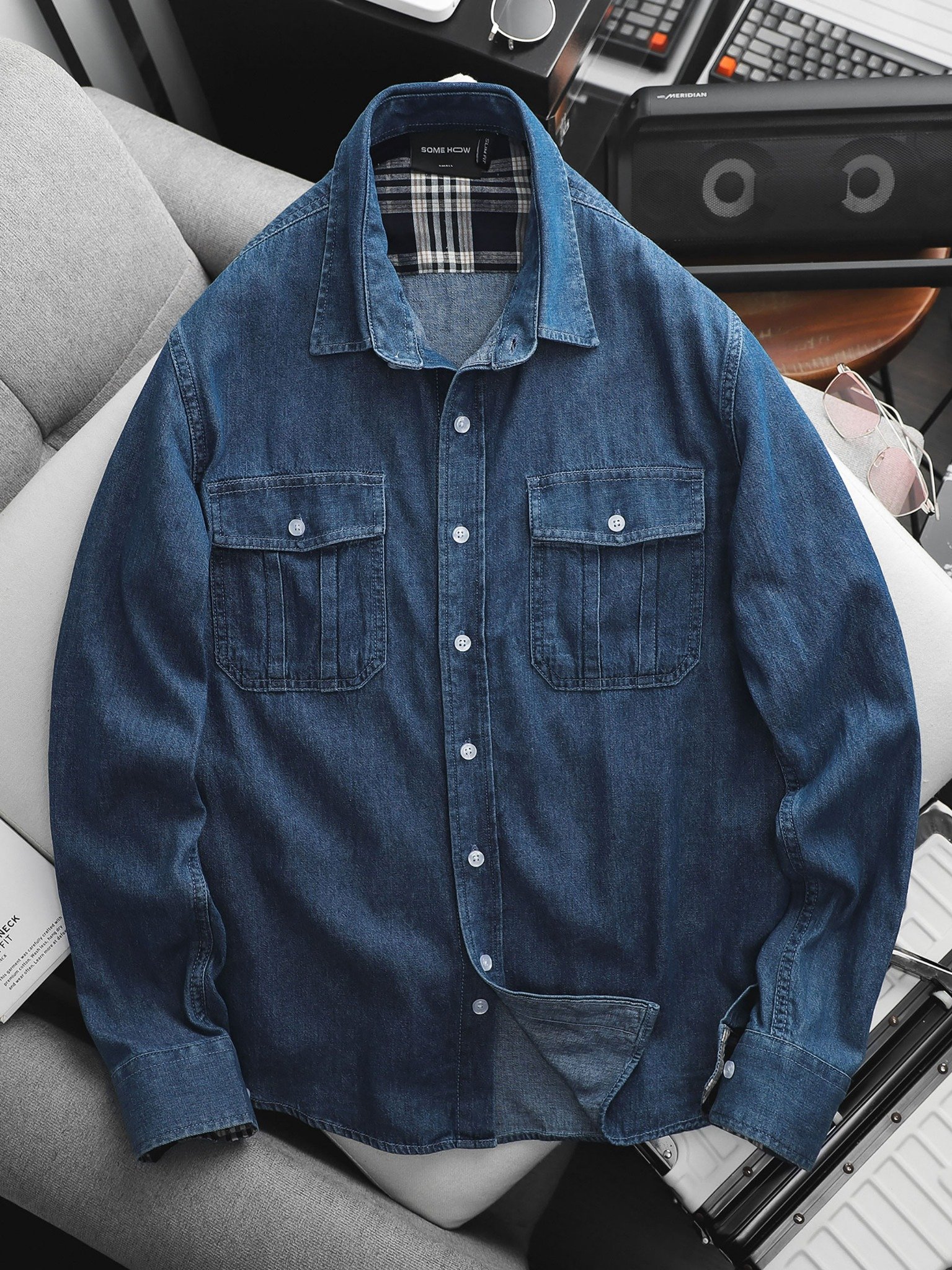 Gợi ý 10 cách mix đẹp với sơ mi denimMac dep voi ao so mi denim #40 Gợi ý 10 cách mix đẹp với sơ mi denimMac dep voi ao so mi denim