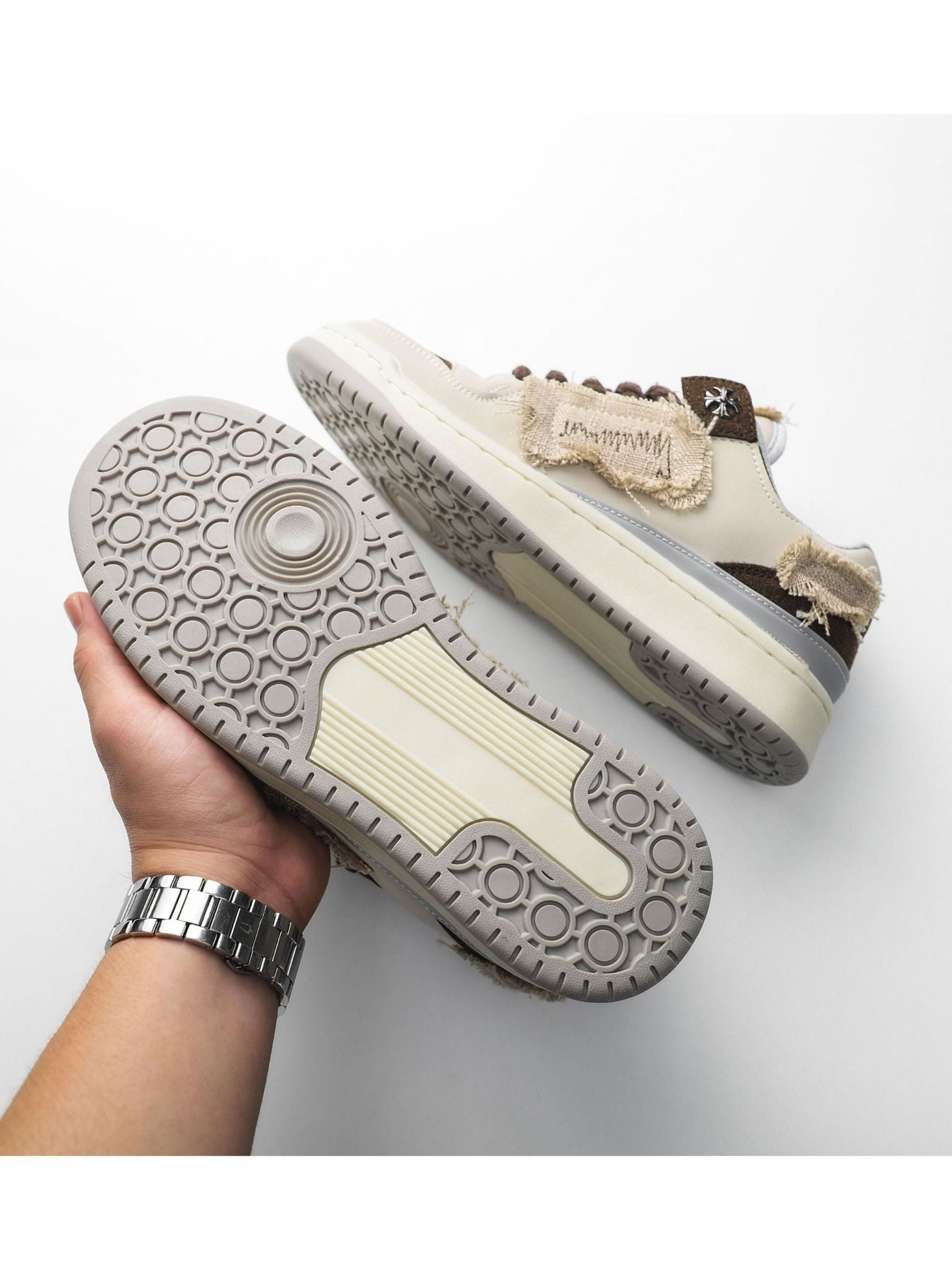 Giày Brown Cream Pattern