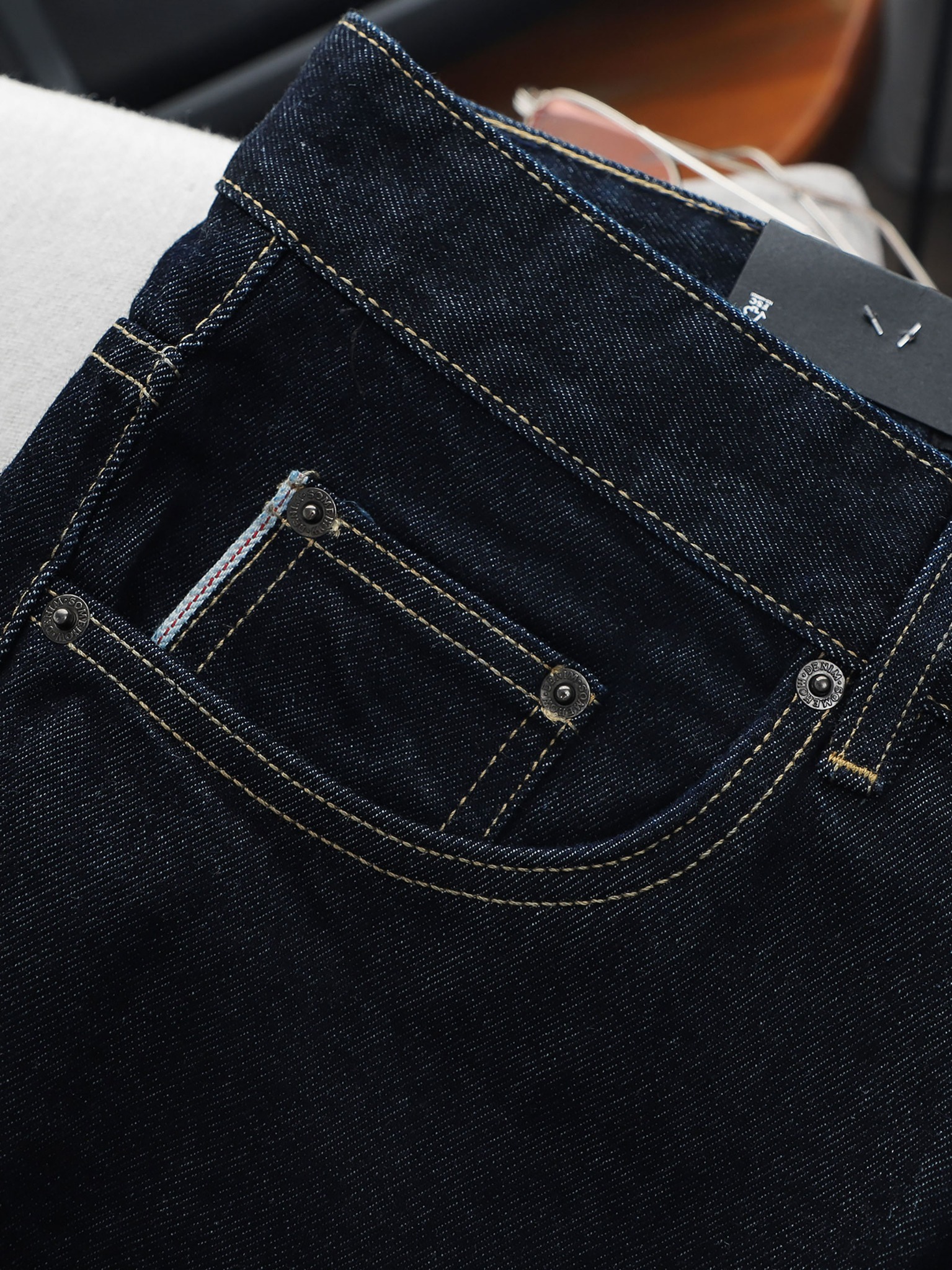 Quần Short Straight Jean Yel Details