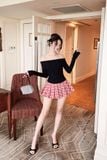 Đầm Ngắn OffShoul The Checked Skirt