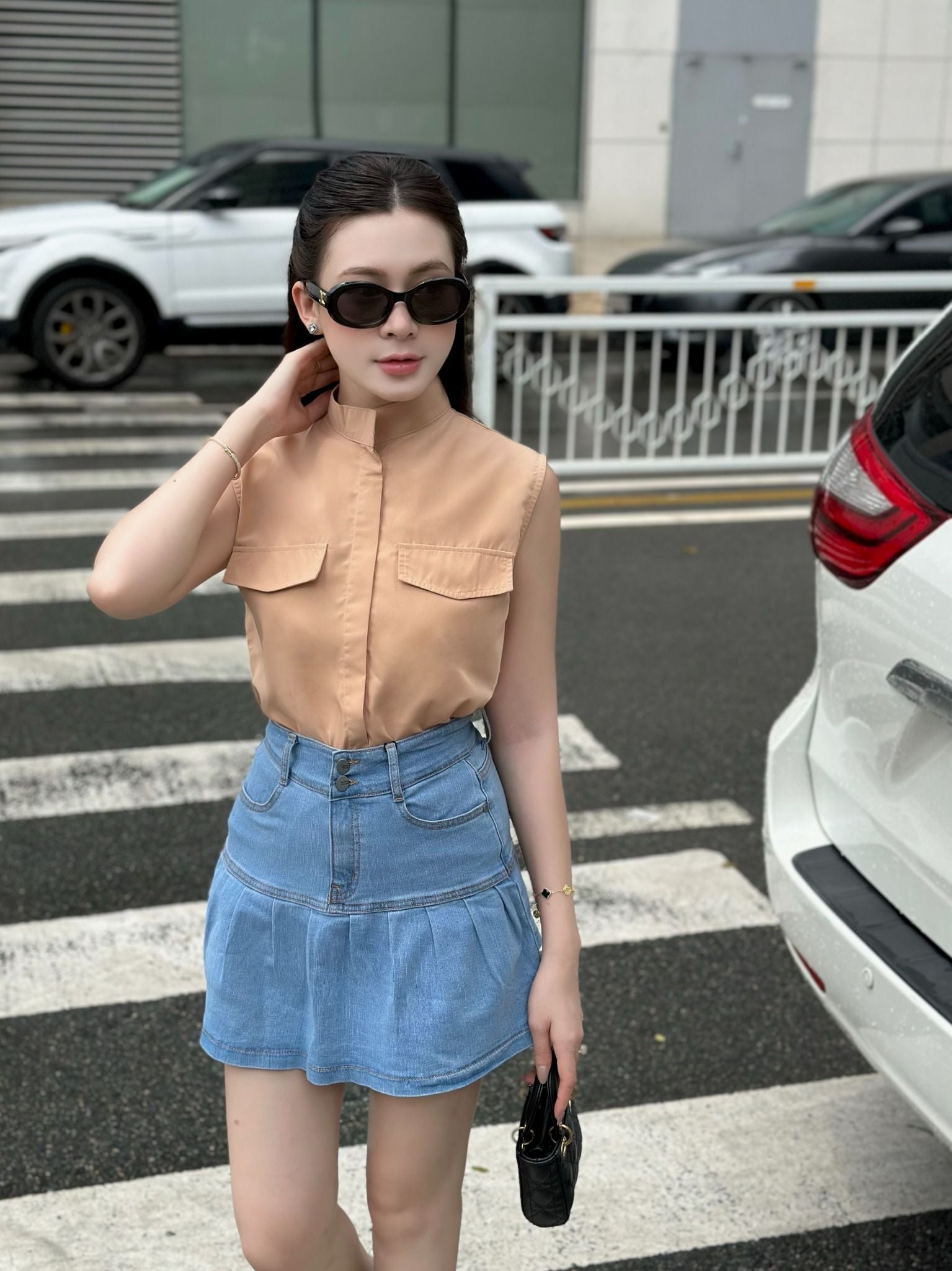  Áo Sơ Mi Sleeveless Banded Pockers 