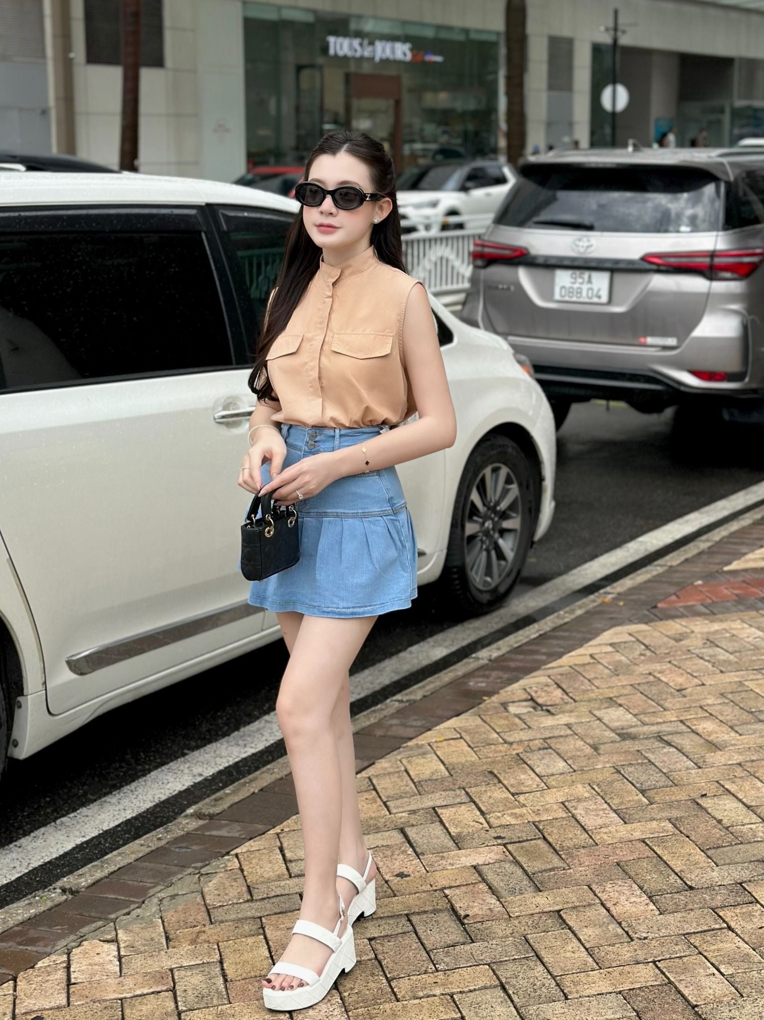 Áo Sơ Mi Sleeveless Banded Pockers