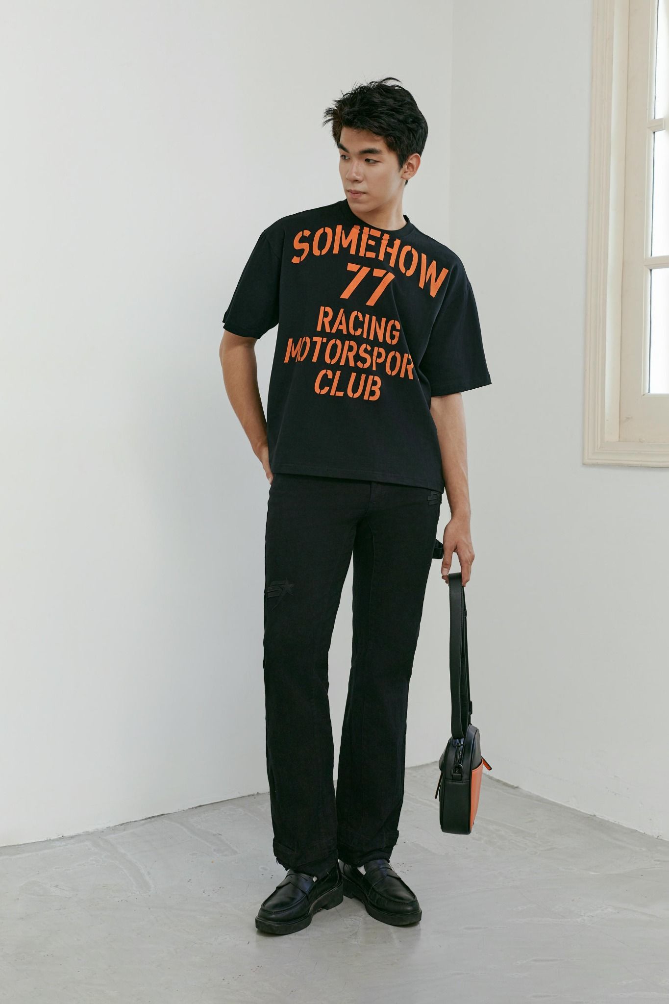 Quần Jean Flare Details Black