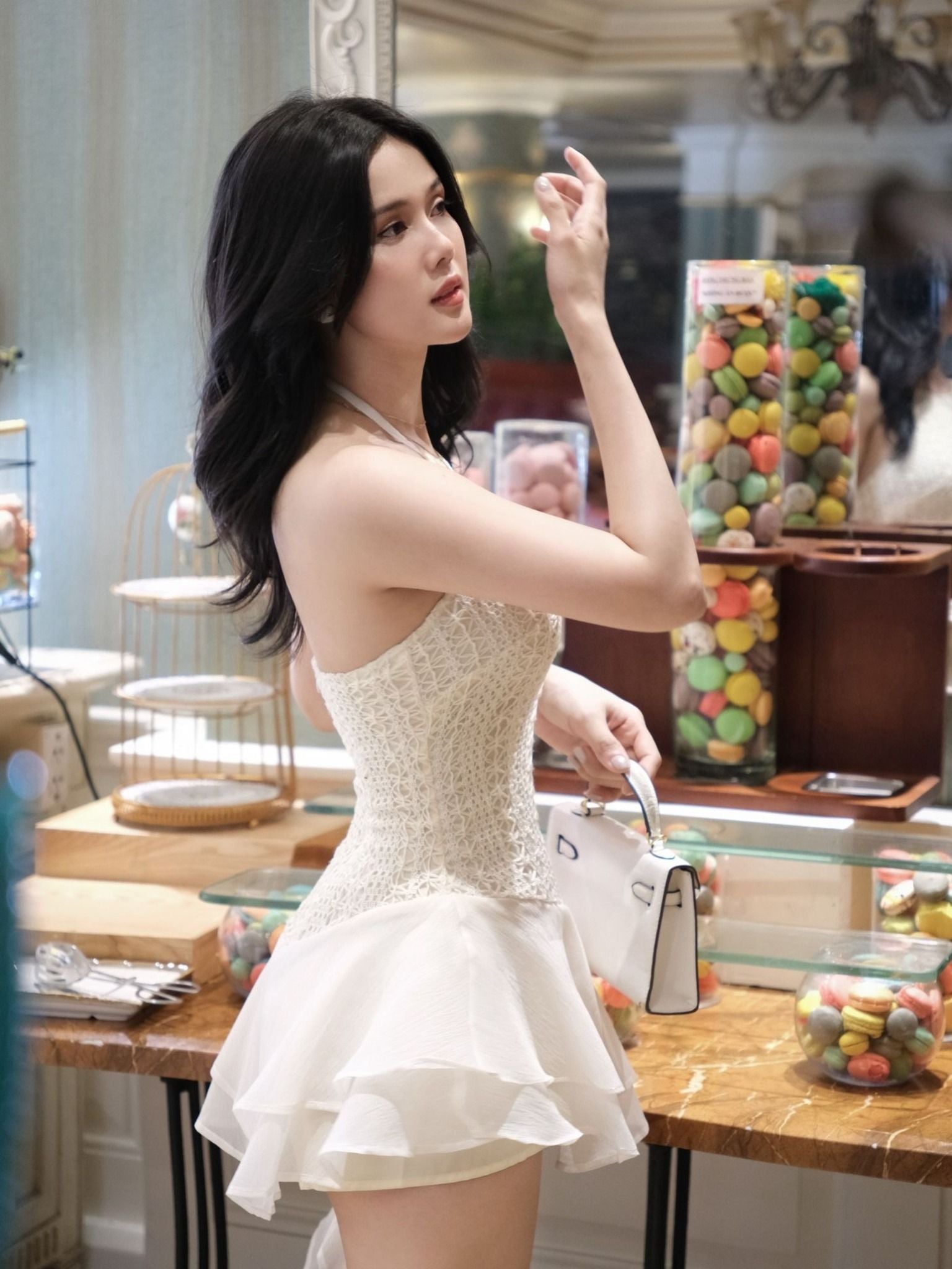 Đầm Ngắn Halter Lacenet